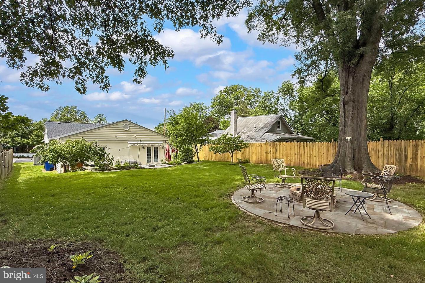 1501 S RANDOLPH ST, ARLINGTON, Virginia 22204, 4 Bedrooms Bedrooms, ,2 BathroomsBathrooms,Residential,For sale,1501 S RANDOLPH ST,VAAR2068932 MLS # VAAR2068932