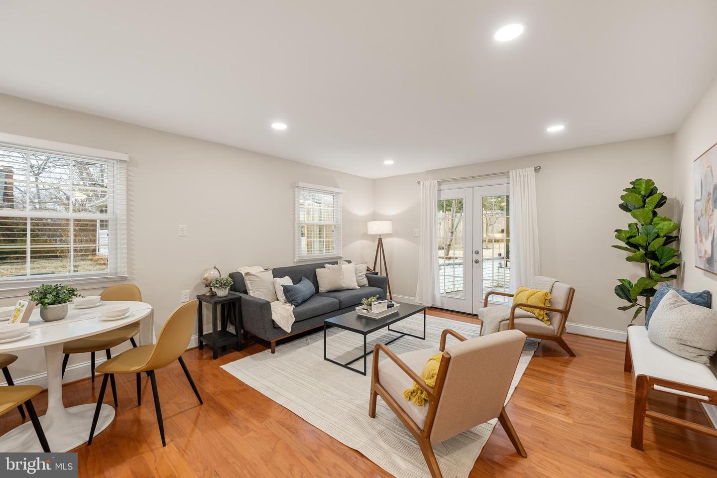 1501 S RANDOLPH ST, ARLINGTON, Virginia 22204, 4 Bedrooms Bedrooms, ,2 BathroomsBathrooms,Residential,For sale,1501 S RANDOLPH ST,VAAR2068932 MLS # VAAR2068932