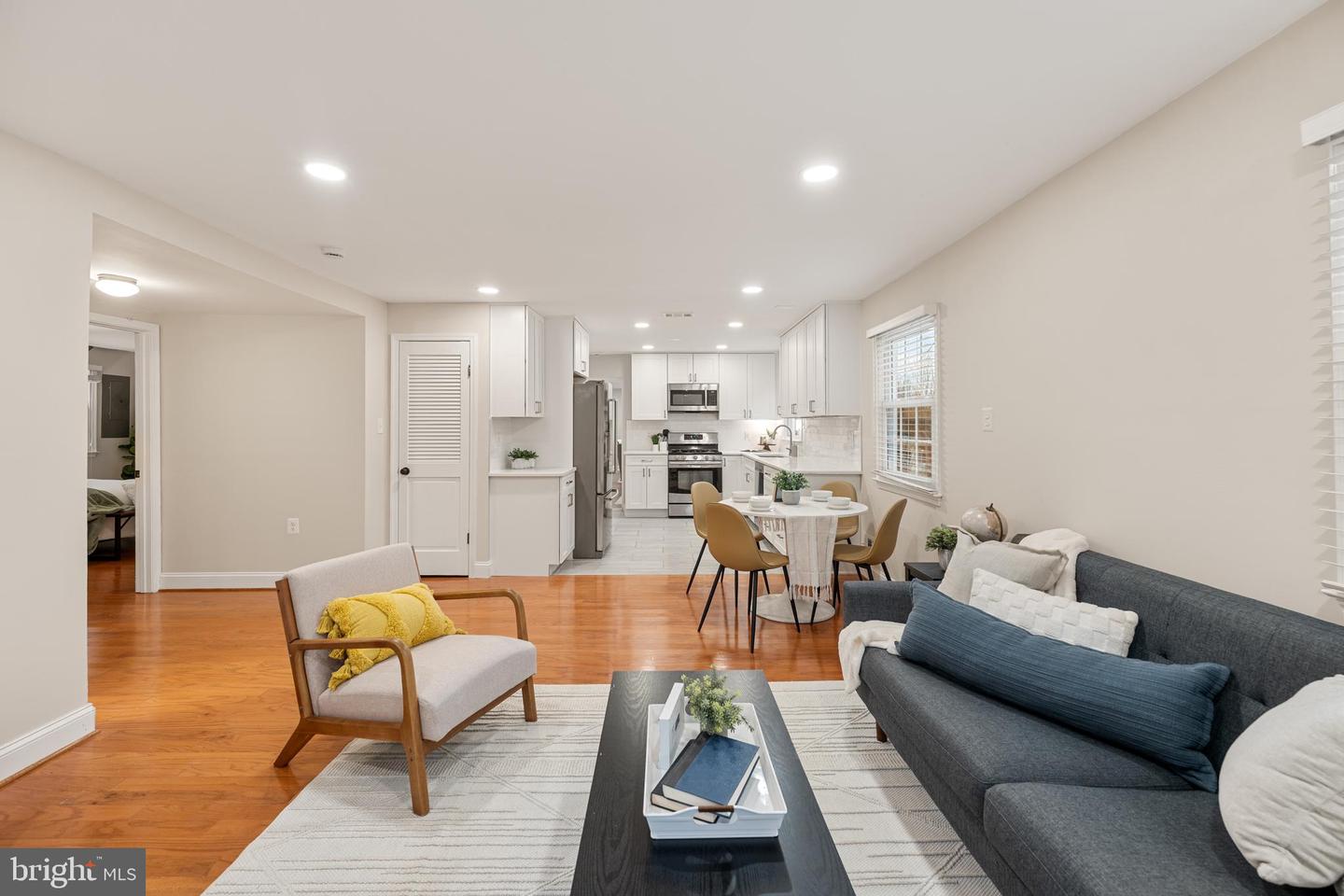 1501 S RANDOLPH ST, ARLINGTON, Virginia 22204, 4 Bedrooms Bedrooms, ,2 BathroomsBathrooms,Residential,For sale,1501 S RANDOLPH ST,VAAR2068932 MLS # VAAR2068932