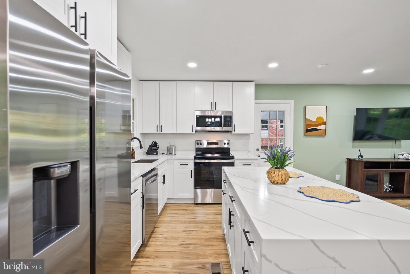 5232 AMPTHILL DR, ALEXANDRIA, Virginia 22312, 4 Bedrooms Bedrooms, ,3 BathroomsBathrooms,Residential,For sale,5232 AMPTHILL DR,VAFX2291224 MLS # VAFX2291224 5232 AMPTHILL DR, ALEXANDRIA, Virginia 22312, 4 Bedrooms Bedrooms, ,3 BathroomsBathrooms,Residential,For sale,5232 AMPTHILL DR,VAFX2291224 MLS # VAFX2291224