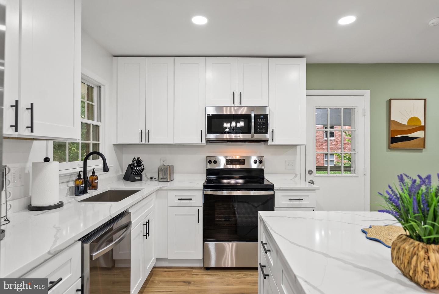 5232 AMPTHILL DR, ALEXANDRIA, Virginia 22312, 4 Bedrooms Bedrooms, ,3 BathroomsBathrooms,Residential,For sale,5232 AMPTHILL DR,VAFX2291224 MLS # VAFX2291224 5232 AMPTHILL DR, ALEXANDRIA, Virginia 22312, 4 Bedrooms Bedrooms, ,3 BathroomsBathrooms,Residential,For sale,5232 AMPTHILL DR,VAFX2291224 MLS # VAFX2291224