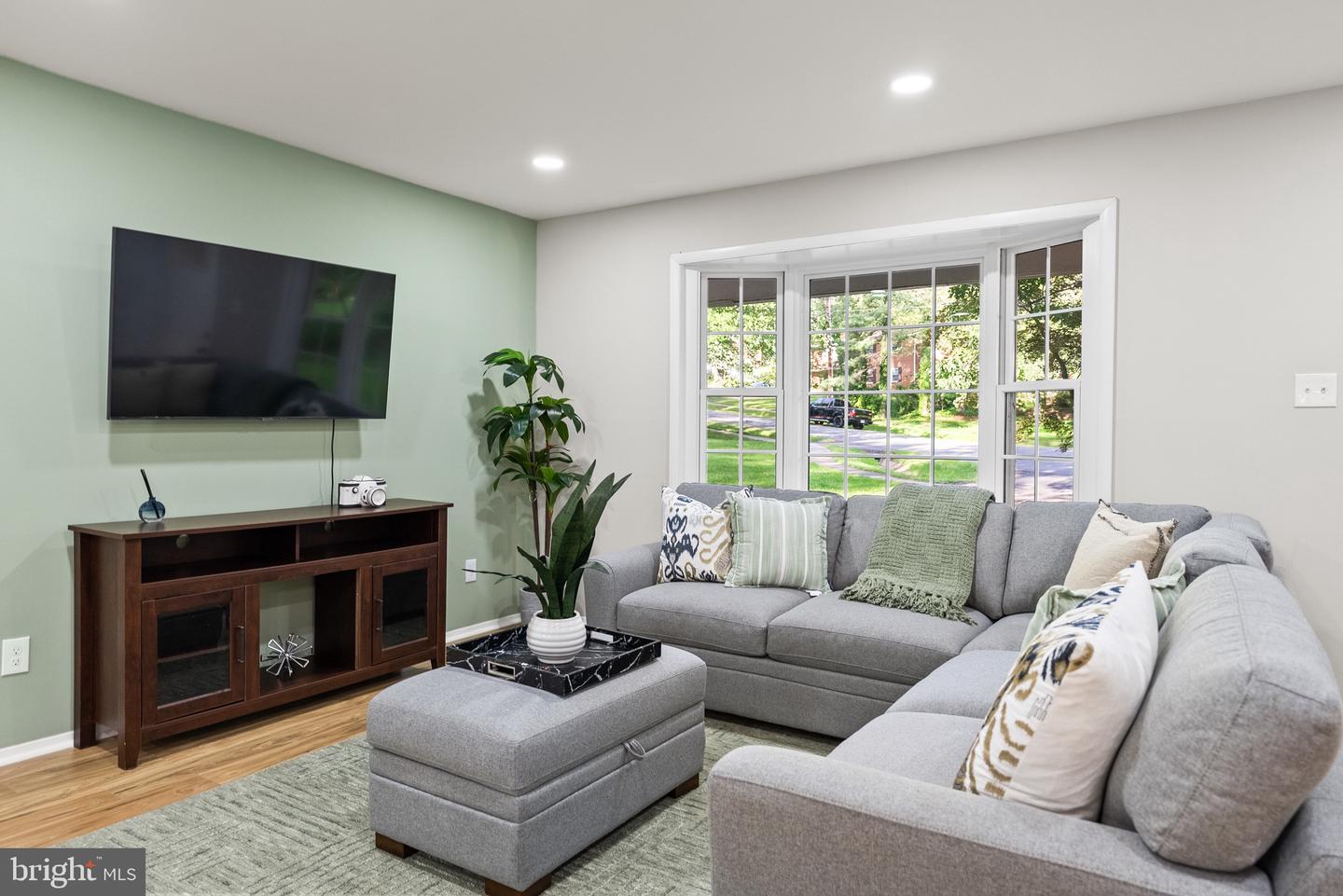 5232 AMPTHILL DR, ALEXANDRIA, Virginia 22312, 4 Bedrooms Bedrooms, ,3 BathroomsBathrooms,Residential,For sale,5232 AMPTHILL DR,VAFX2291224 MLS # VAFX2291224 5232 AMPTHILL DR, ALEXANDRIA, Virginia 22312, 4 Bedrooms Bedrooms, ,3 BathroomsBathrooms,Residential,For sale,5232 AMPTHILL DR,VAFX2291224 MLS # VAFX2291224