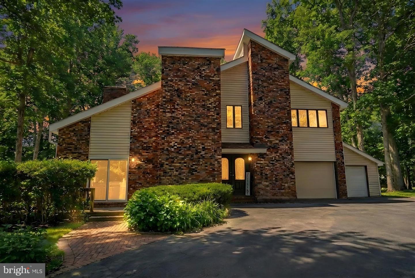 111 CHESTERFIELD CT, LOCUST GROVE, Virginia 22508, 3 Bedrooms Bedrooms, ,3 BathroomsBathrooms,Residential,For sale,111 CHESTERFIELD CT,VAOR2013310 MLS # VAOR2013310