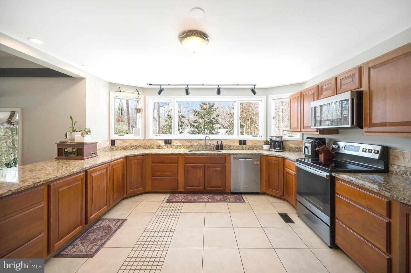 111 CHESTERFIELD CT, LOCUST GROVE, Virginia 22508, 3 Bedrooms Bedrooms, ,3 BathroomsBathrooms,Residential,For sale,111 CHESTERFIELD CT,VAOR2013310 MLS # VAOR2013310