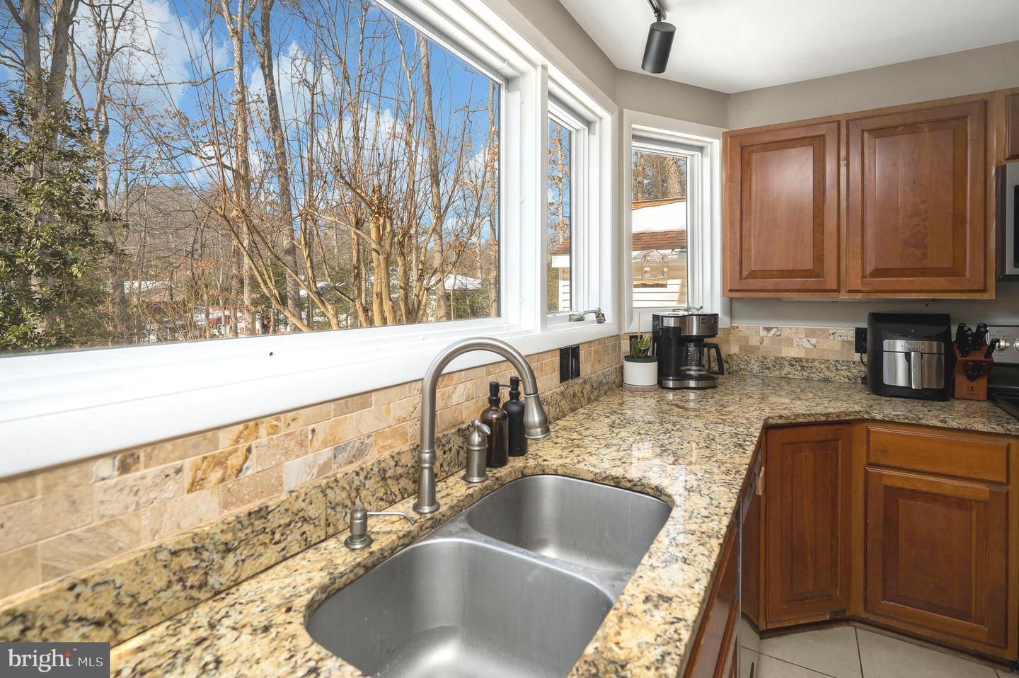 111 CHESTERFIELD CT, LOCUST GROVE, Virginia 22508, 3 Bedrooms Bedrooms, ,3 BathroomsBathrooms,Residential,For sale,111 CHESTERFIELD CT,VAOR2013310 MLS # VAOR2013310