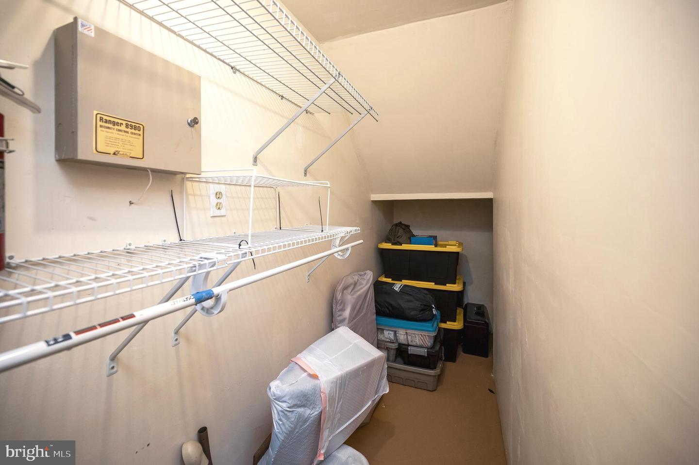 111 CHESTERFIELD CT, LOCUST GROVE, Virginia 22508, 3 Bedrooms Bedrooms, ,3 BathroomsBathrooms,Residential,For sale,111 CHESTERFIELD CT,VAOR2013310 MLS # VAOR2013310