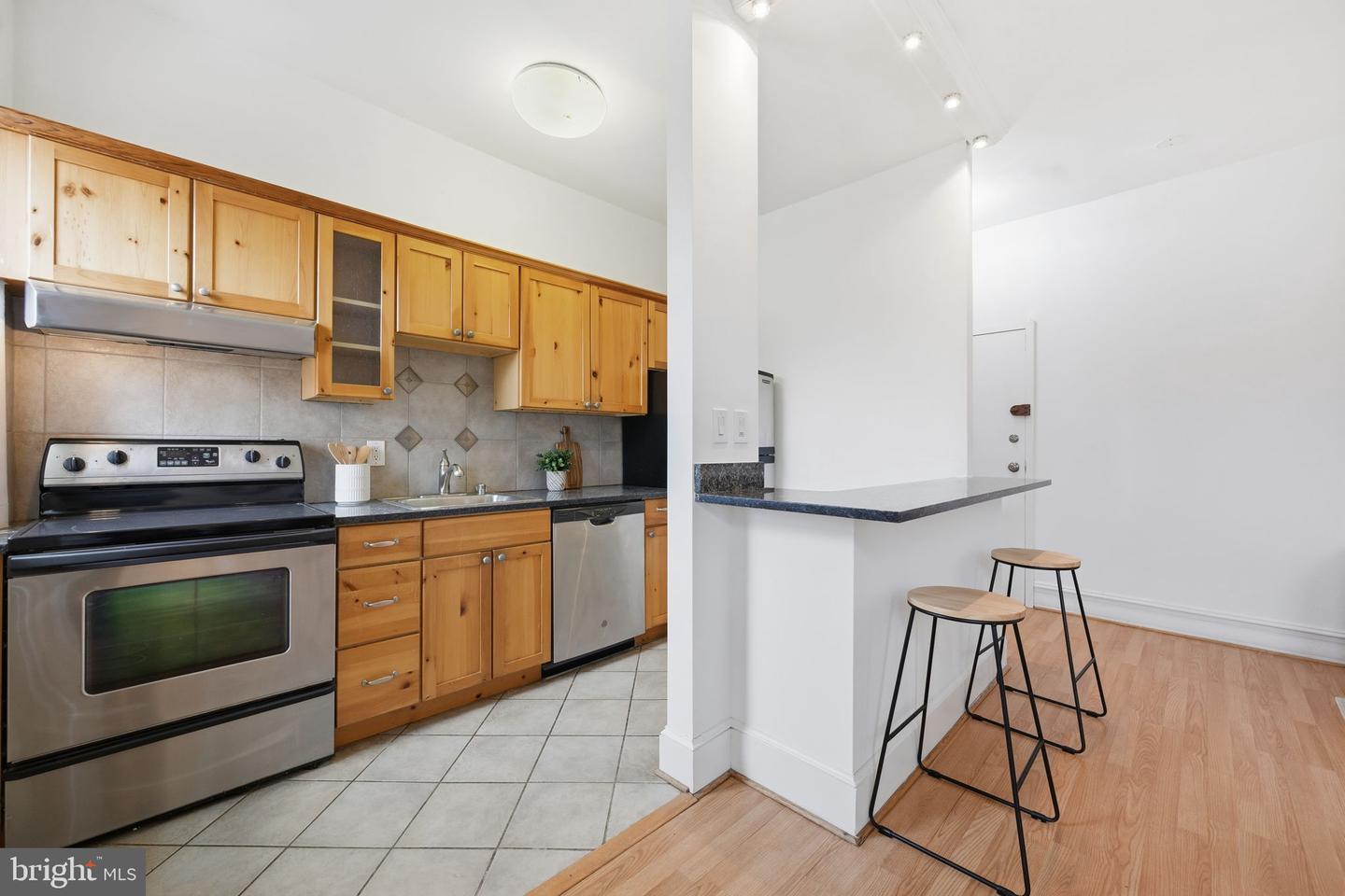 3426 16TH ST NW #306, WASHINGTON, District Of Columbia 20010, 1 Bedroom Bedrooms, ,1 BathroomBathrooms,Residential,For sale,3426 16TH ST NW #306,DCDC2246388 MLS # DCDC2246388