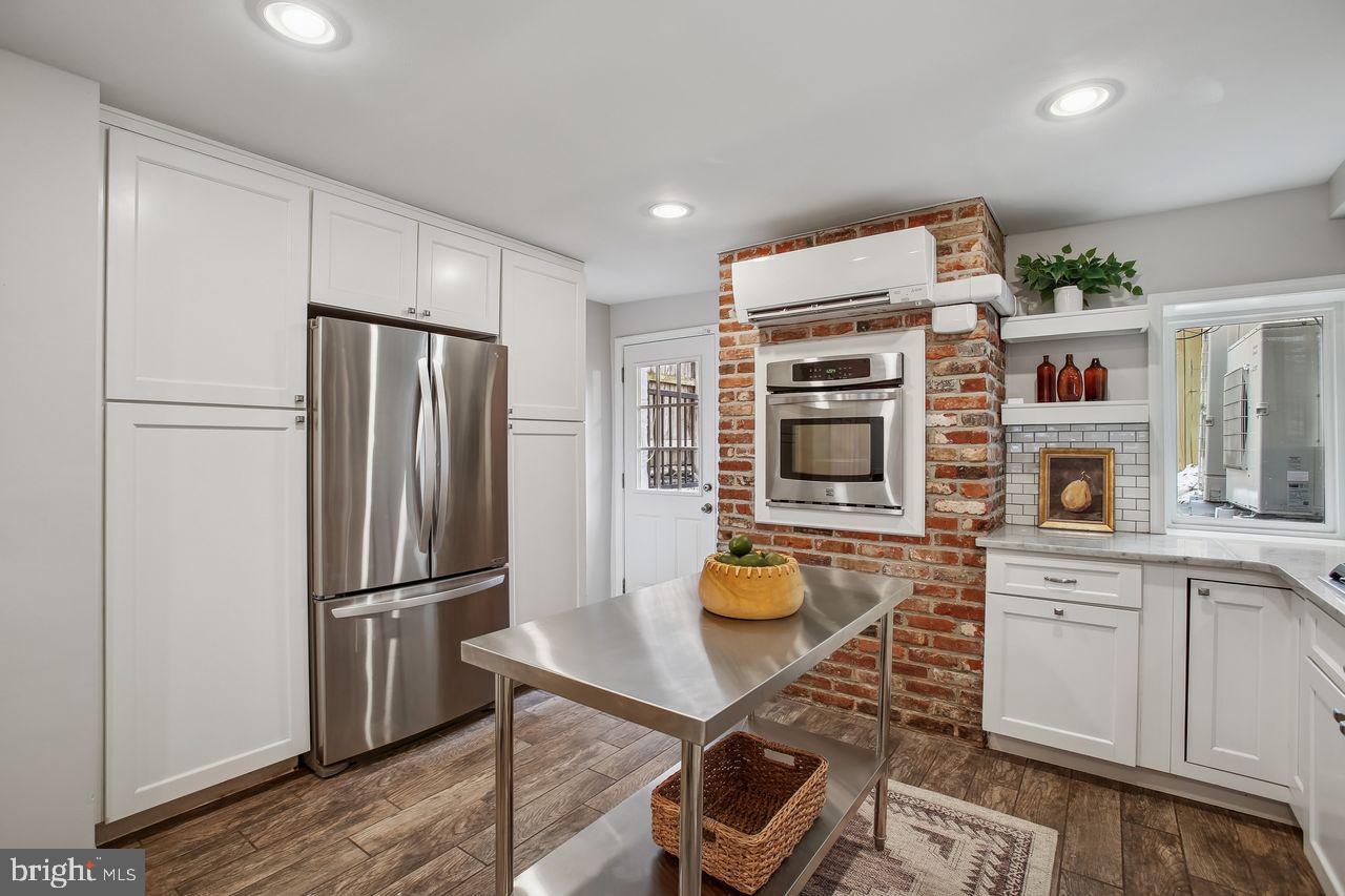 1200 WALTER ST SE, WASHINGTON, District Of Columbia 20003, 3 Bedrooms Bedrooms, ,2 BathroomsBathrooms,Residential,For sale,1200 WALTER ST SE,DCDC2246424 MLS # DCDC2246424