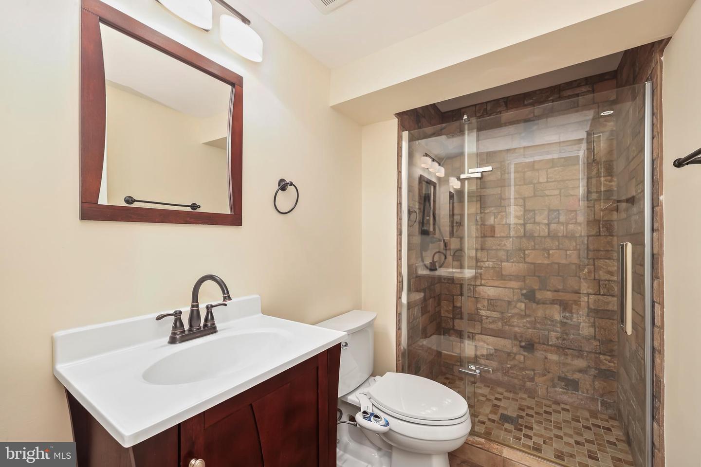 3606 CANOE BIRCH CT, FAIRFAX, Virginia 22033, 5 Bedrooms Bedrooms, ,3 BathroomsBathrooms,Residential,For sale,3606 CANOE BIRCH CT,VAFX2291336 MLS # VAFX2291336