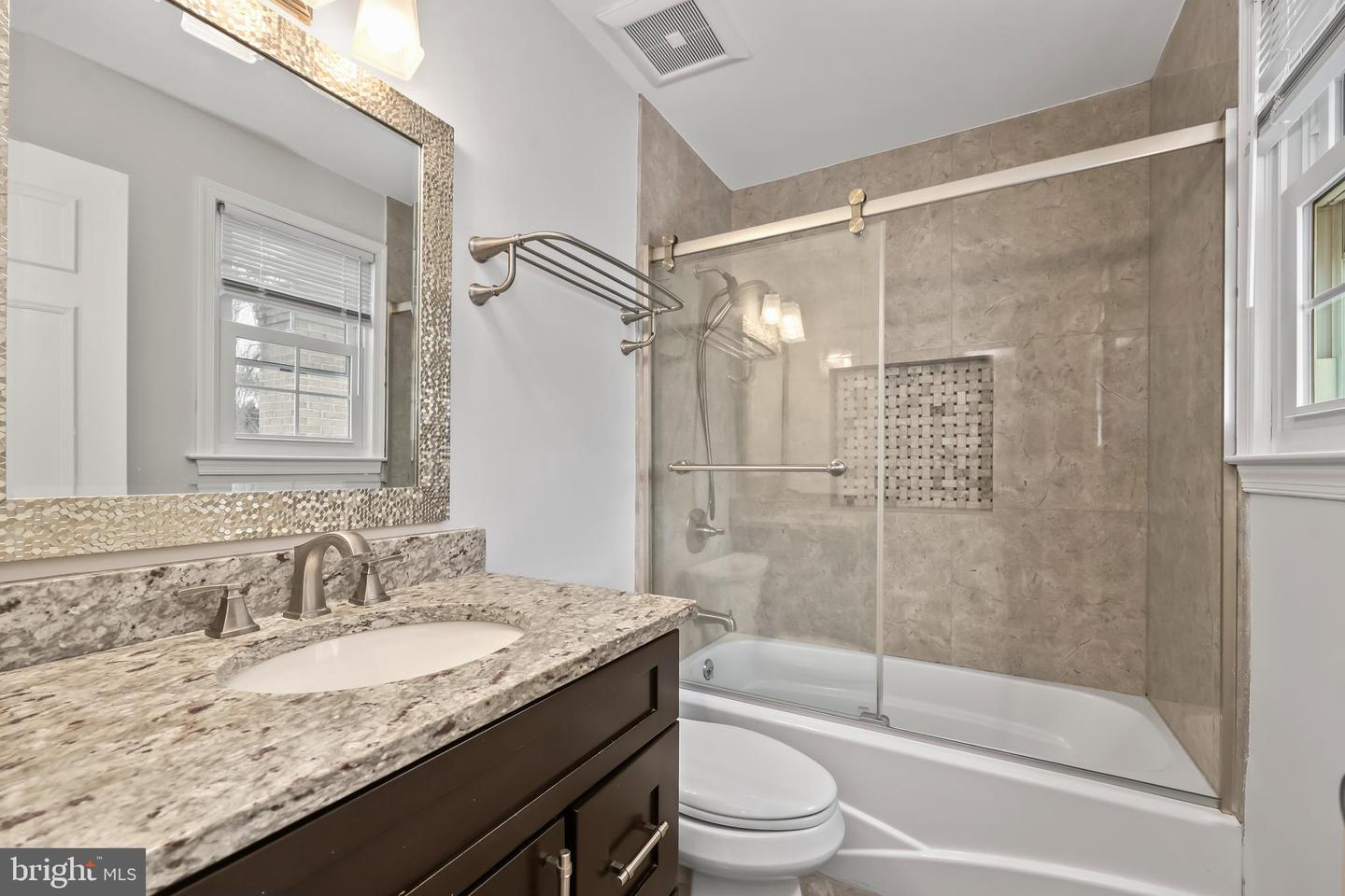 3606 CANOE BIRCH CT, FAIRFAX, Virginia 22033, 5 Bedrooms Bedrooms, ,3 BathroomsBathrooms,Residential,For sale,3606 CANOE BIRCH CT,VAFX2291336 MLS # VAFX2291336