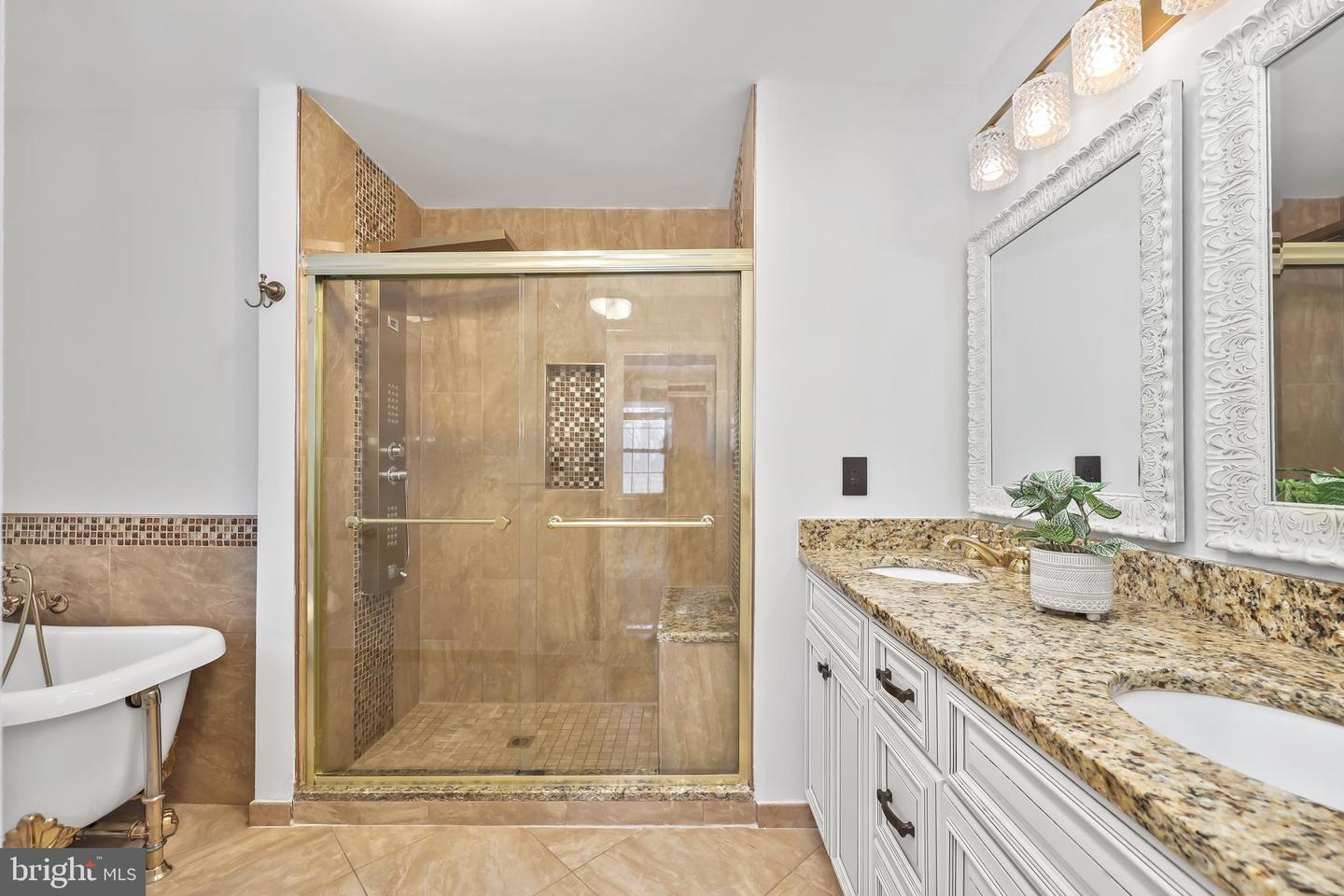 3606 CANOE BIRCH CT, FAIRFAX, Virginia 22033, 5 Bedrooms Bedrooms, ,3 BathroomsBathrooms,Residential,For sale,3606 CANOE BIRCH CT,VAFX2291336 MLS # VAFX2291336