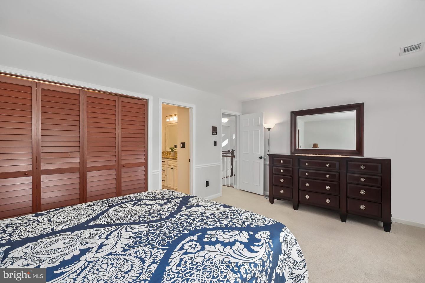 3606 CANOE BIRCH CT, FAIRFAX, Virginia 22033, 5 Bedrooms Bedrooms, ,3 BathroomsBathrooms,Residential,For sale,3606 CANOE BIRCH CT,VAFX2291336 MLS # VAFX2291336