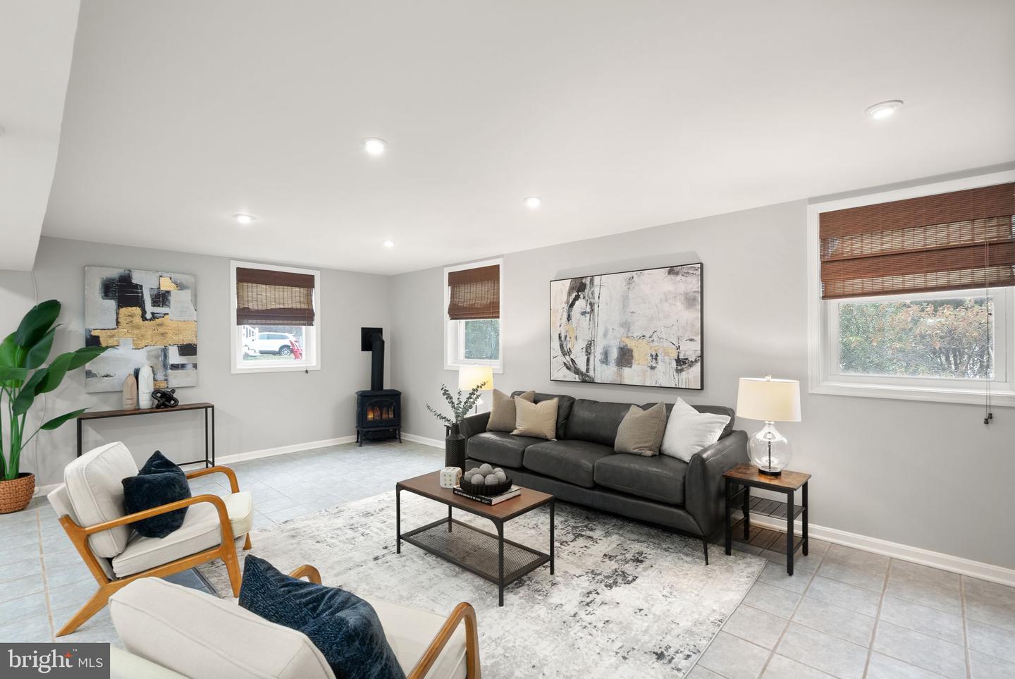 1114 ALDEN RD, ALEXANDRIA, Virginia 22308, 4 Bedrooms Bedrooms, ,3 BathroomsBathrooms,Residential,For sale,1114 ALDEN RD,VAFX2291356 MLS # VAFX2291356