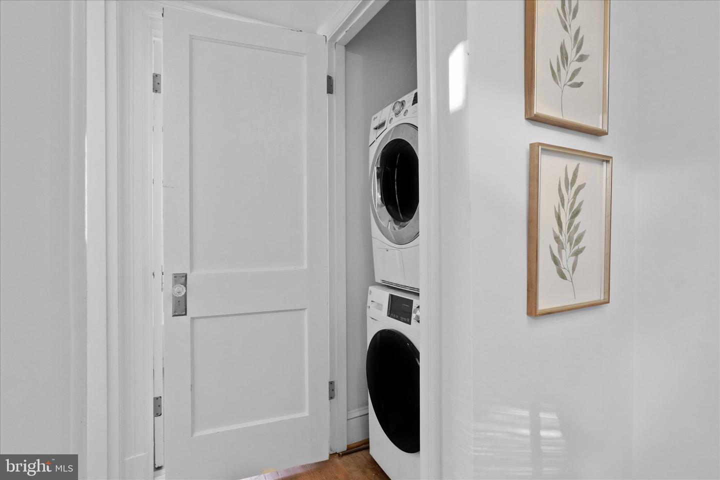 521 QUINTANA PL NW, WASHINGTON, District Of Columbia 20011, 3 Bedrooms Bedrooms, ,3 BathroomsBathrooms,Residential,For sale,521 QUINTANA PL NW,DCDC2246474 MLS # DCDC2246474