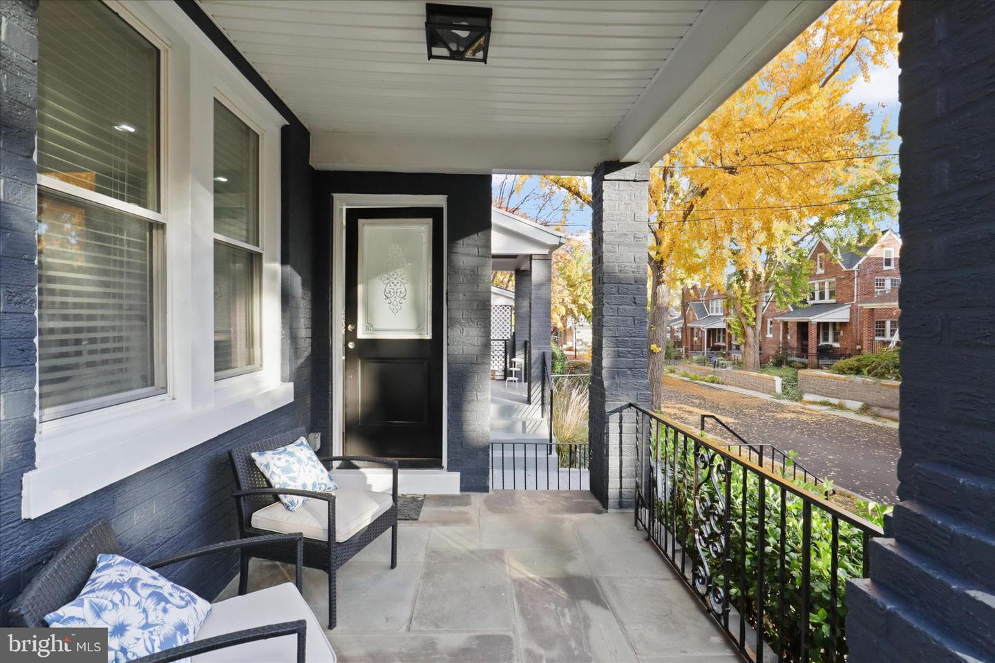 521 QUINTANA PL NW, WASHINGTON, District Of Columbia 20011, 3 Bedrooms Bedrooms, ,3 BathroomsBathrooms,Residential,For sale,521 QUINTANA PL NW,DCDC2246474 MLS # DCDC2246474