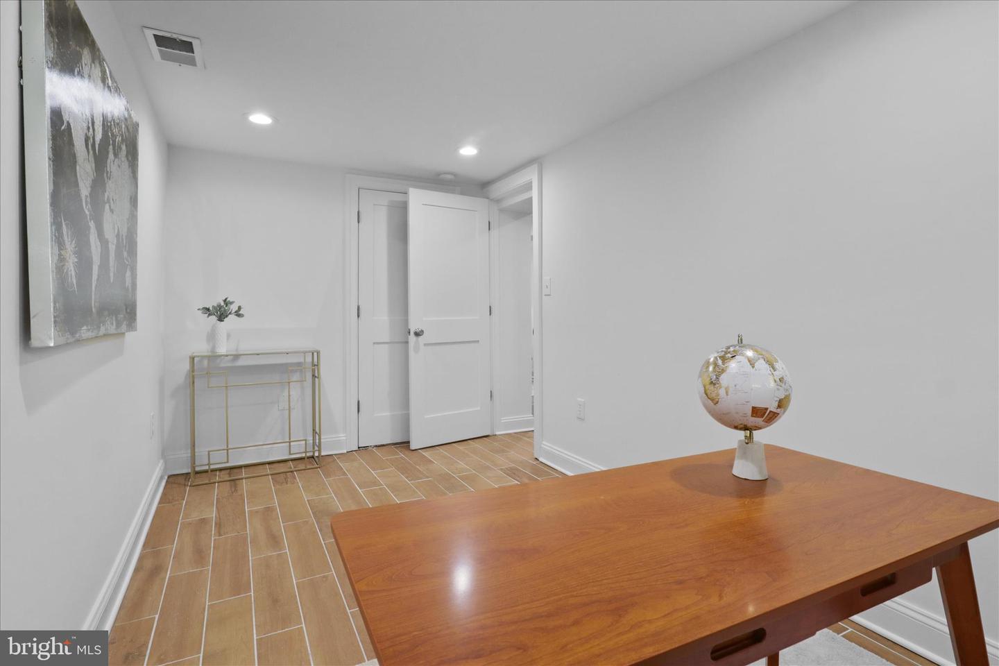 521 QUINTANA PL NW, WASHINGTON, District Of Columbia 20011, 3 Bedrooms Bedrooms, ,3 BathroomsBathrooms,Residential,For sale,521 QUINTANA PL NW,DCDC2246474 MLS # DCDC2246474