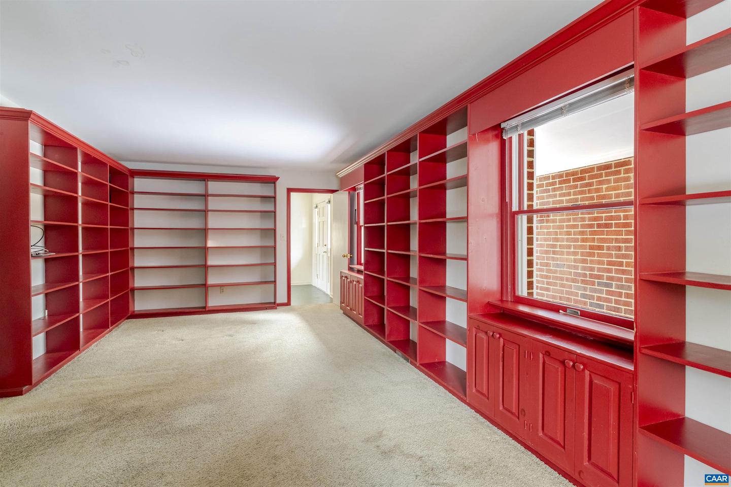 630 KEARSARGE CIR, CHARLOTTESVILLE, Virginia 22903, 3 Bedrooms Bedrooms, ,3 BathroomsBathrooms,Residential,For sale,630 KEARSARGE CIR,673352 MLS # 673352