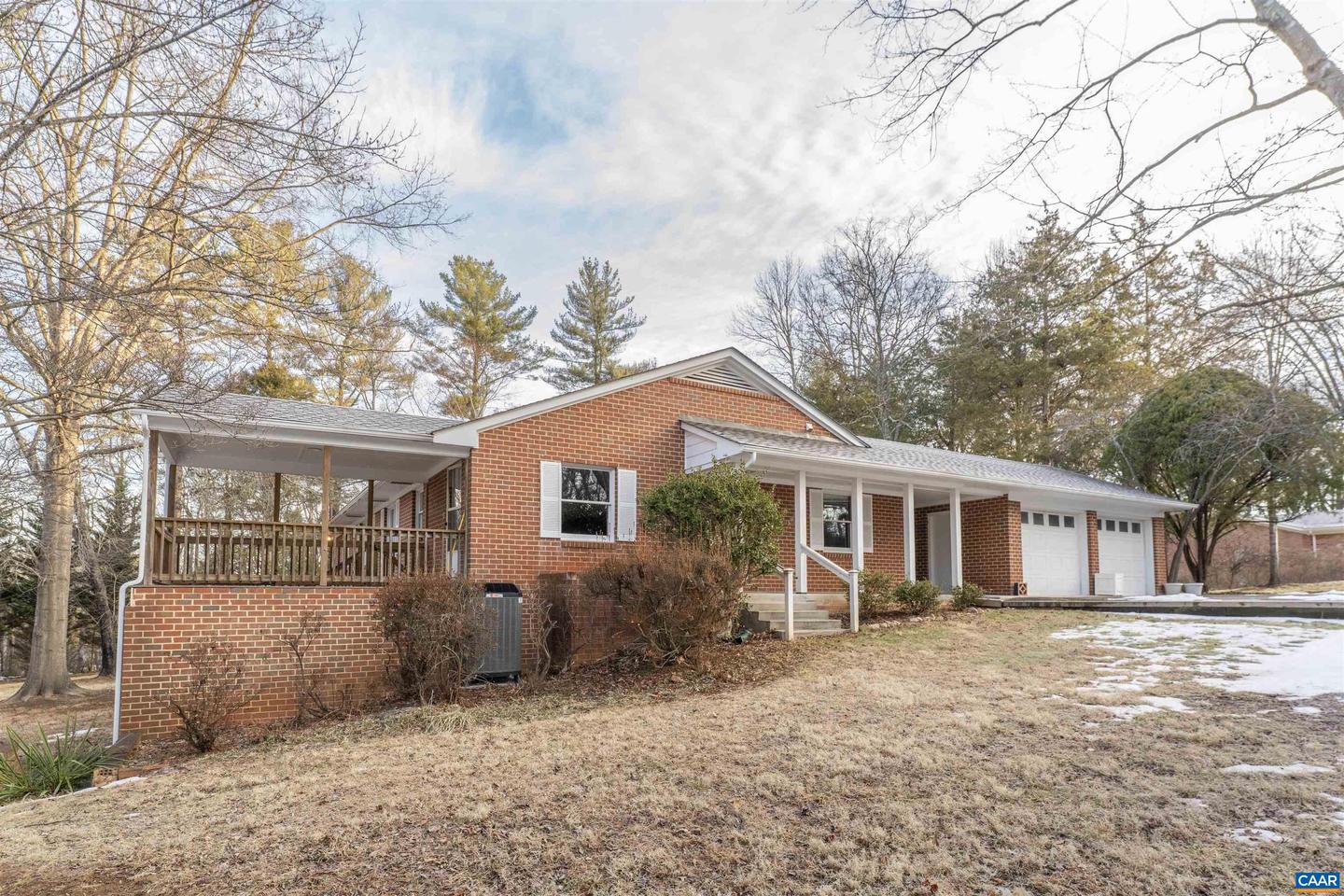 630 KEARSARGE CIR, CHARLOTTESVILLE, Virginia 22903, 3 Bedrooms Bedrooms, ,3 BathroomsBathrooms,Residential,For sale,630 KEARSARGE CIR,673352 MLS # 673352