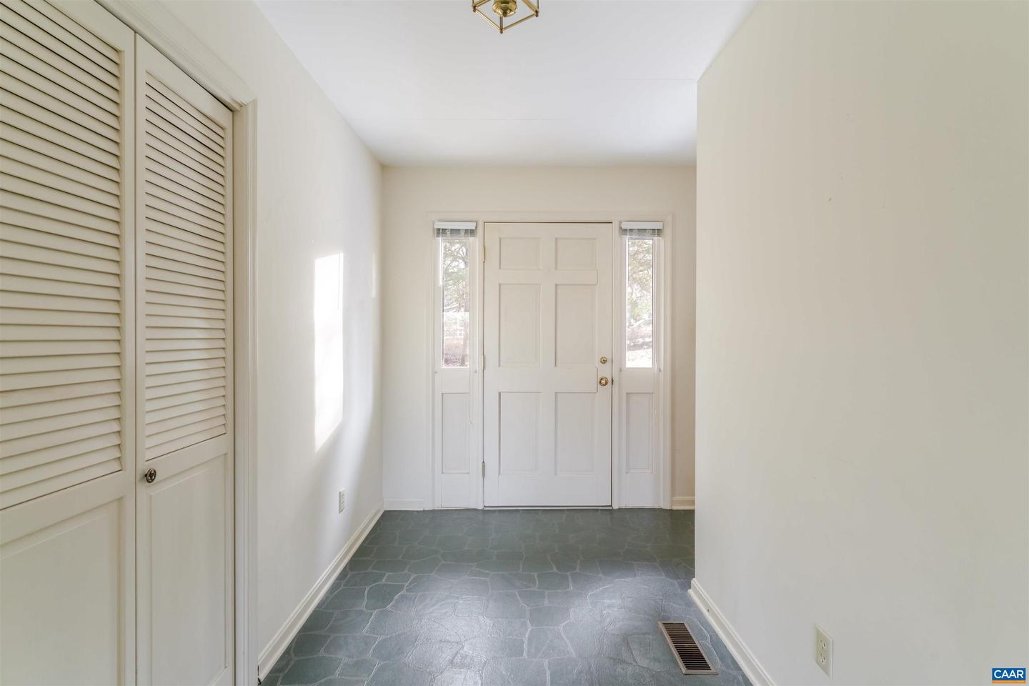 630 KEARSARGE CIR, CHARLOTTESVILLE, Virginia 22903, 3 Bedrooms Bedrooms, ,3 BathroomsBathrooms,Residential,For sale,630 KEARSARGE CIR,673352 MLS # 673352