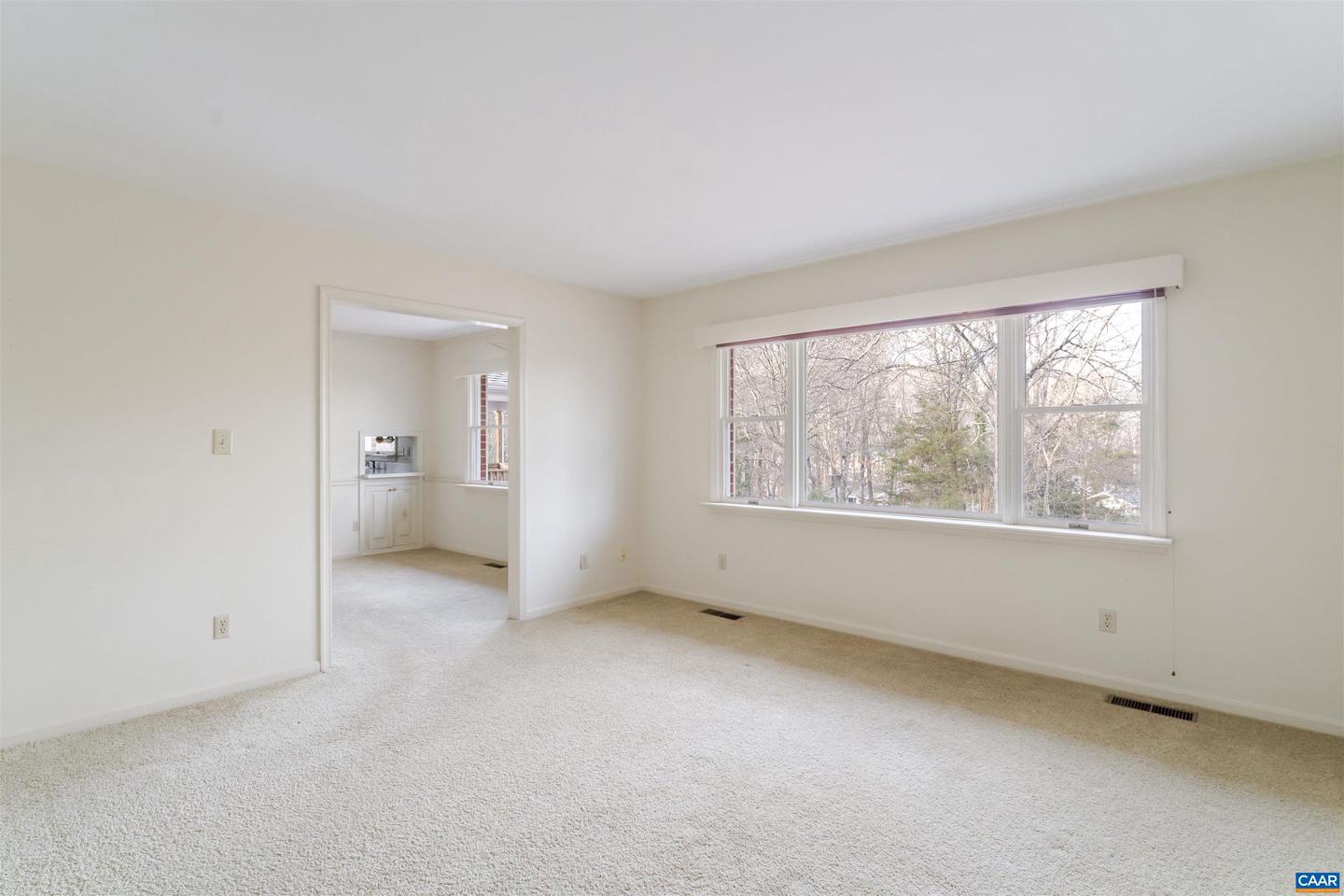 630 KEARSARGE CIR, CHARLOTTESVILLE, Virginia 22903, 3 Bedrooms Bedrooms, ,3 BathroomsBathrooms,Residential,For sale,630 KEARSARGE CIR,673352 MLS # 673352