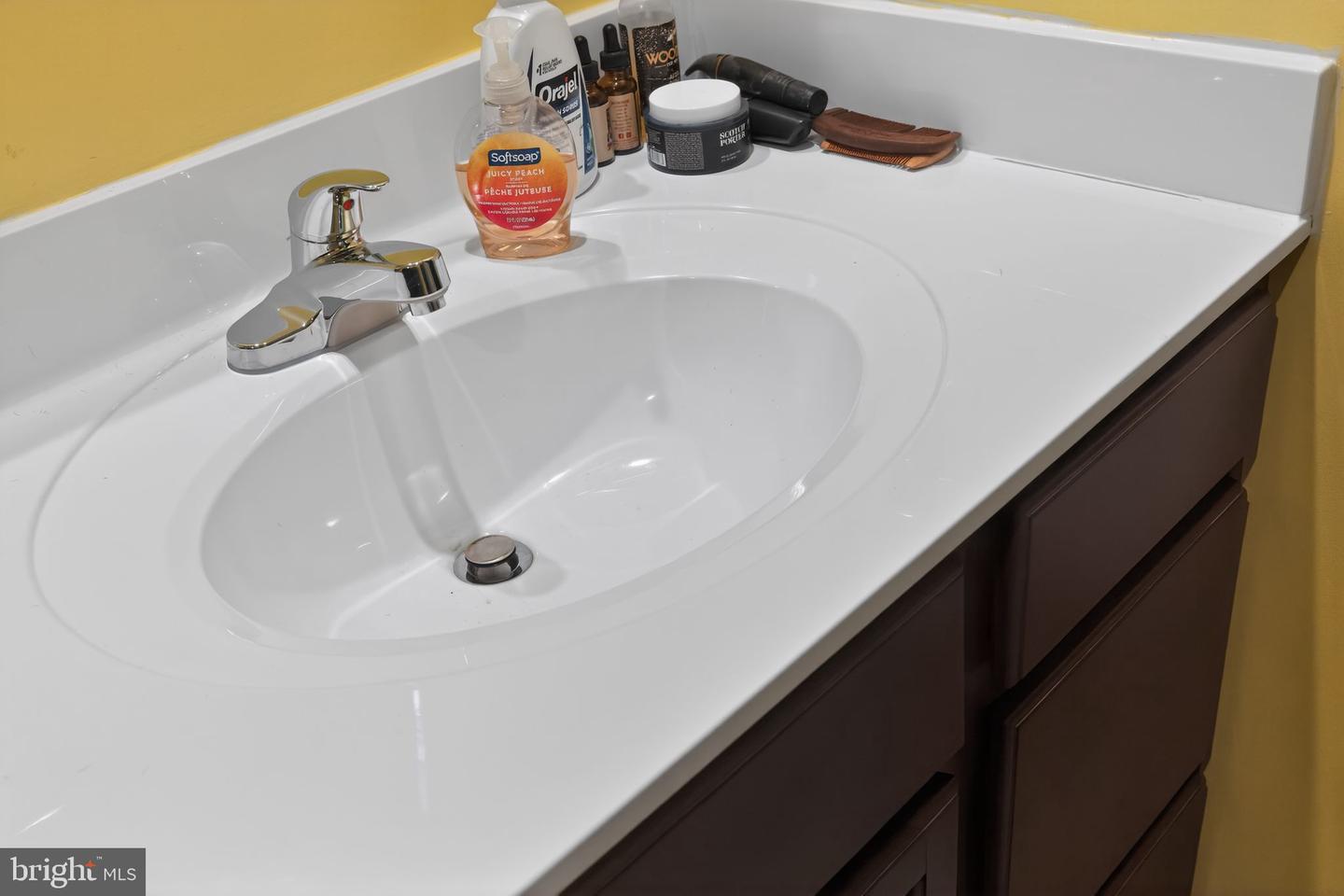 1112 SCRUGGS LN, GROTTOES, Virginia 24441, 3 Bedrooms Bedrooms, ,2 BathroomsBathrooms,Residential,For sale,1112 SCRUGGS LN,VARO2002850 MLS # VARO2002850