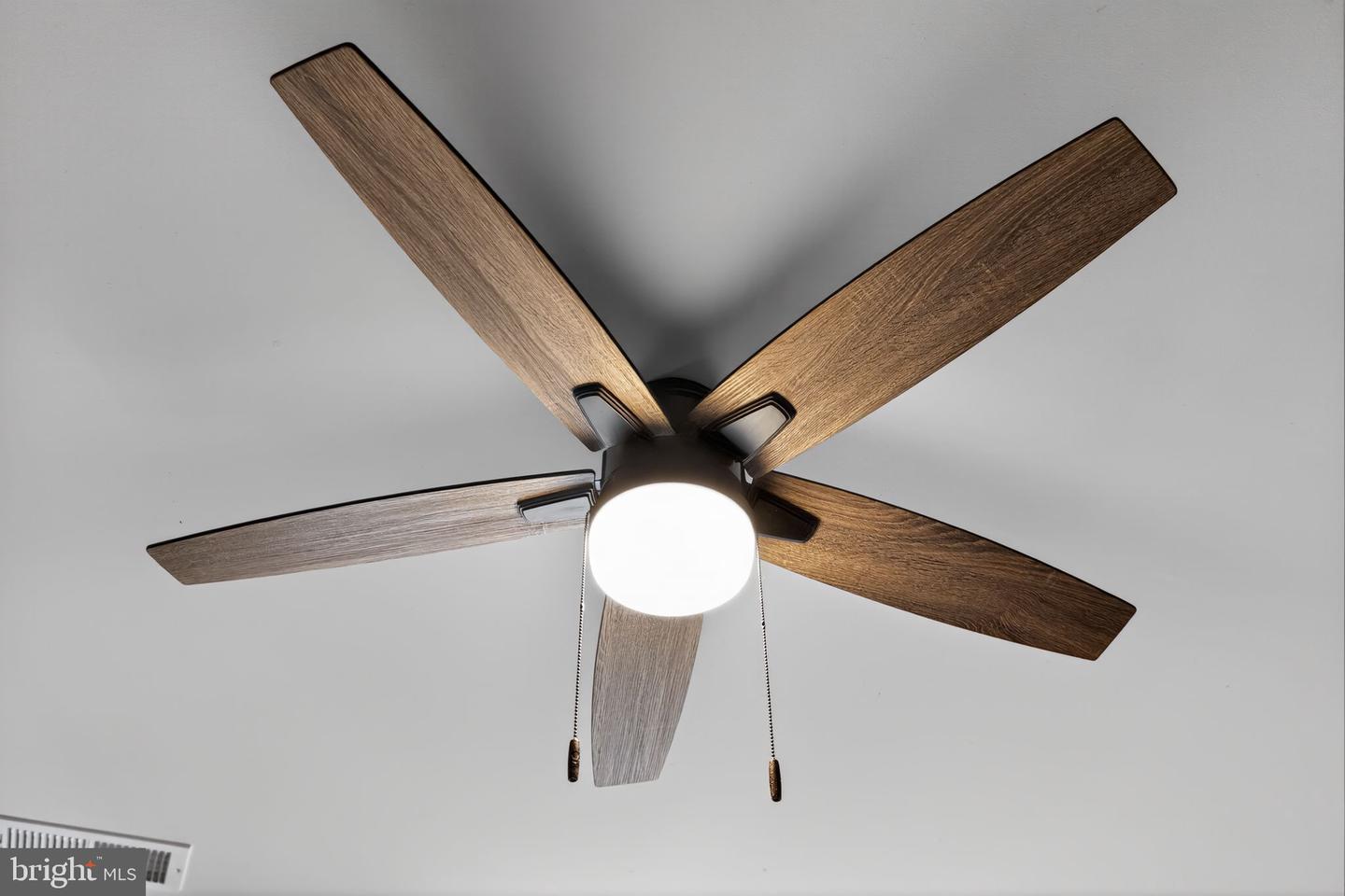 1112 SCRUGGS LN, GROTTOES, Virginia 24441, 3 Bedrooms Bedrooms, ,2 BathroomsBathrooms,Residential,For sale,1112 SCRUGGS LN,VARO2002850 MLS # VARO2002850