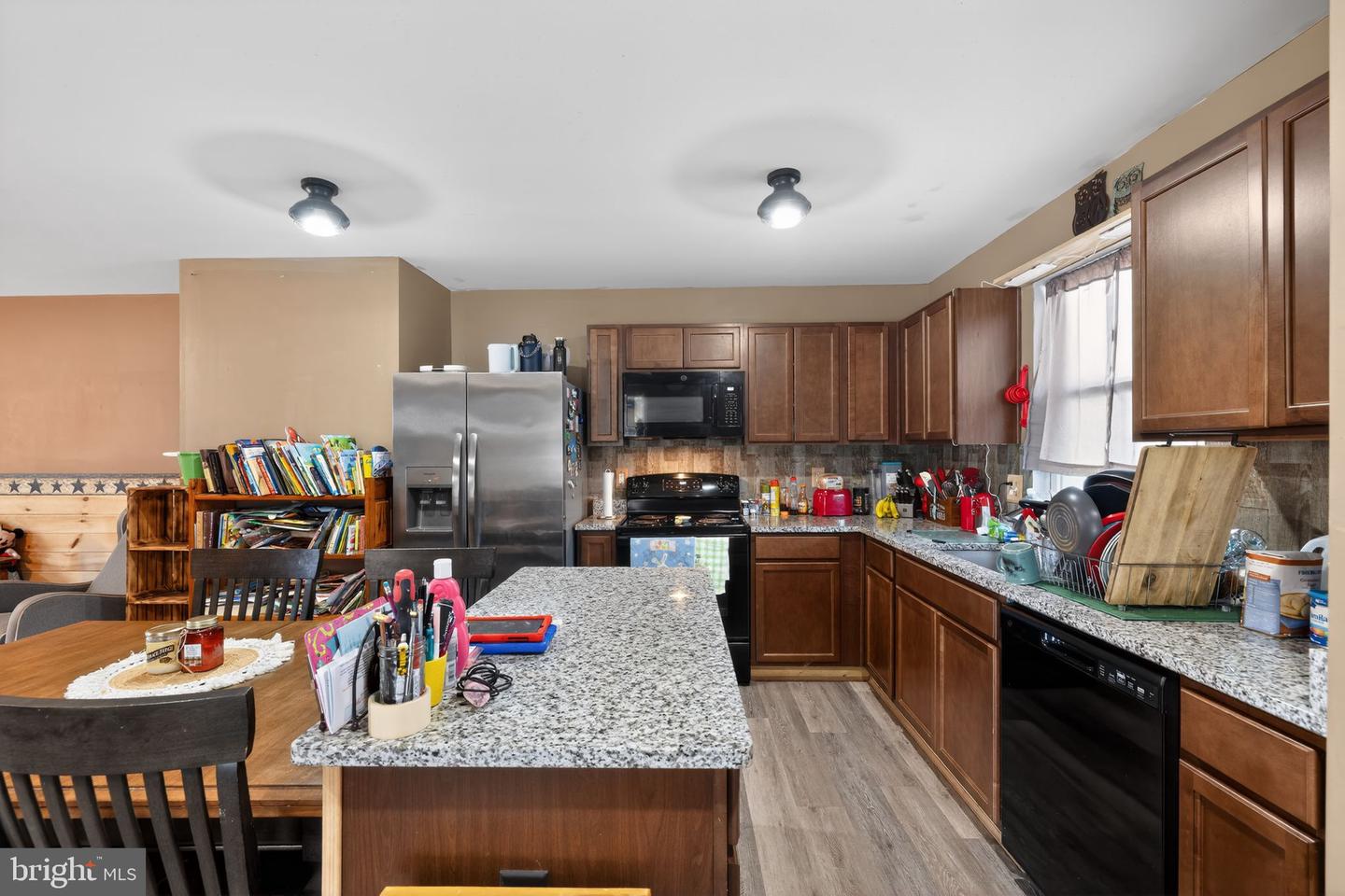 1112 SCRUGGS LN, GROTTOES, Virginia 24441, 3 Bedrooms Bedrooms, ,2 BathroomsBathrooms,Residential,For sale,1112 SCRUGGS LN,VARO2002850 MLS # VARO2002850