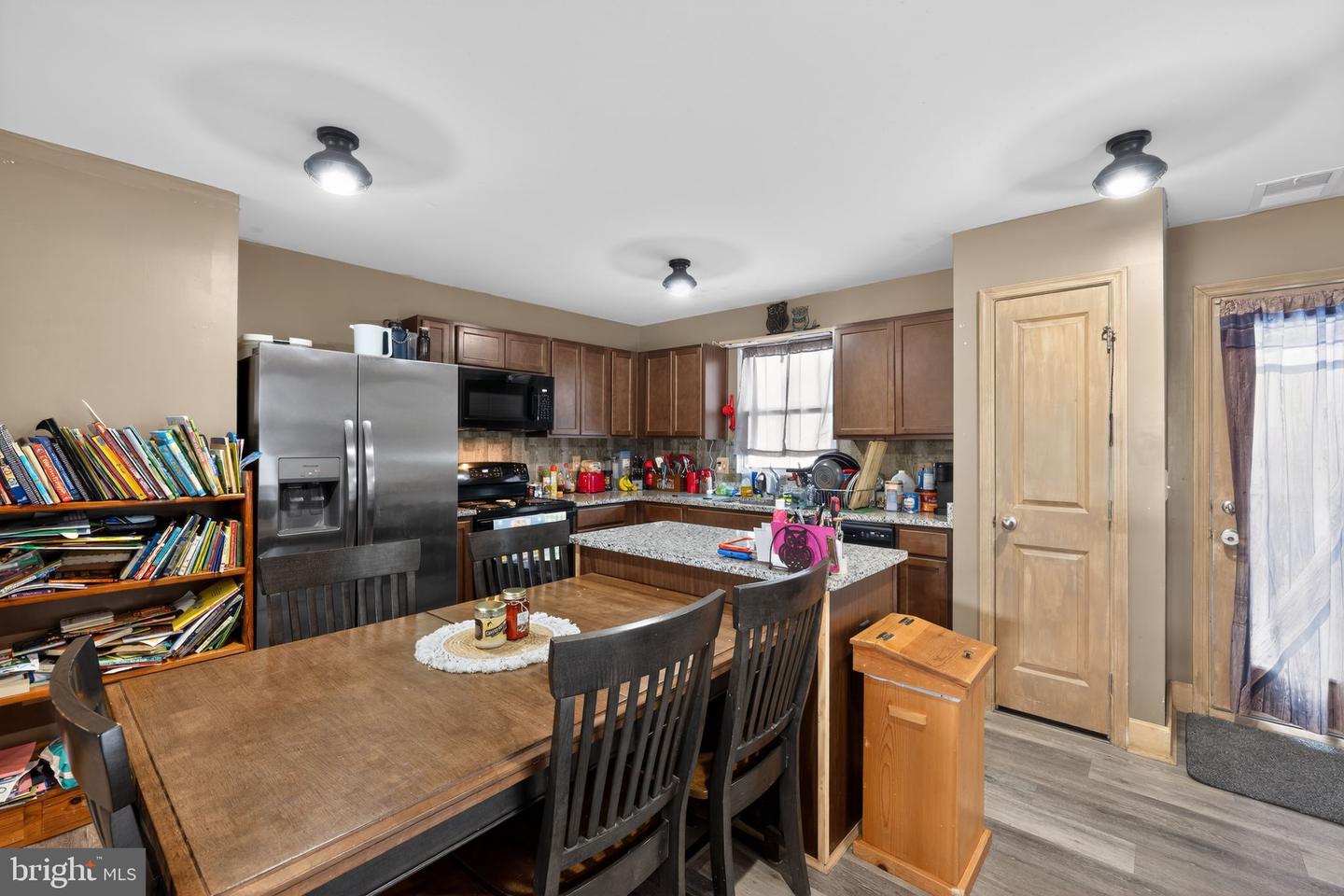 1112 SCRUGGS LN, GROTTOES, Virginia 24441, 3 Bedrooms Bedrooms, ,2 BathroomsBathrooms,Residential,For sale,1112 SCRUGGS LN,VARO2002850 MLS # VARO2002850