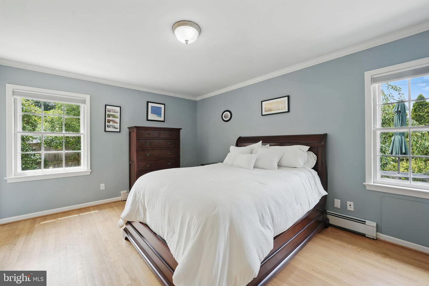 6622 SKYLINE CT, ALEXANDRIA, Virginia 22307, 3 Bedrooms Bedrooms, ,3 BathroomsBathrooms,Residential,For sale,6622 SKYLINE CT,VAFX2291478 MLS # VAFX2291478