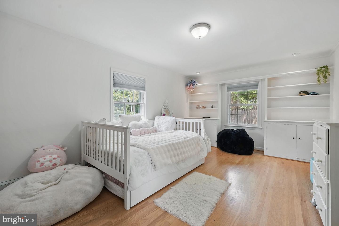 6622 SKYLINE CT, ALEXANDRIA, Virginia 22307, 3 Bedrooms Bedrooms, ,3 BathroomsBathrooms,Residential,For sale,6622 SKYLINE CT,VAFX2291478 MLS # VAFX2291478