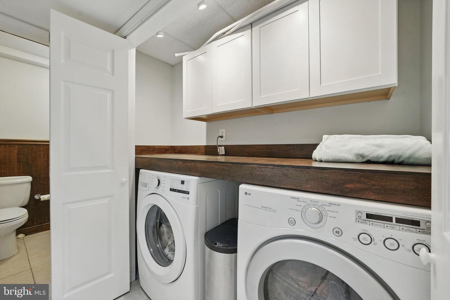 6622 SKYLINE CT, ALEXANDRIA, Virginia 22307, 3 Bedrooms Bedrooms, ,3 BathroomsBathrooms,Residential,For sale,6622 SKYLINE CT,VAFX2291478 MLS # VAFX2291478