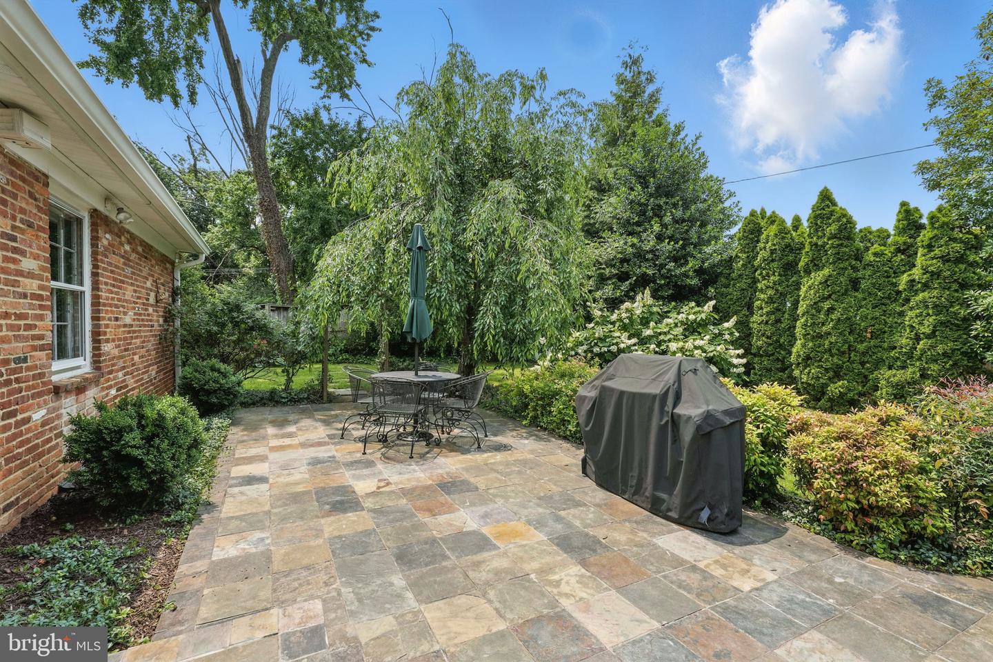 6622 SKYLINE CT, ALEXANDRIA, Virginia 22307, 3 Bedrooms Bedrooms, ,3 BathroomsBathrooms,Residential,For sale,6622 SKYLINE CT,VAFX2291478 MLS # VAFX2291478