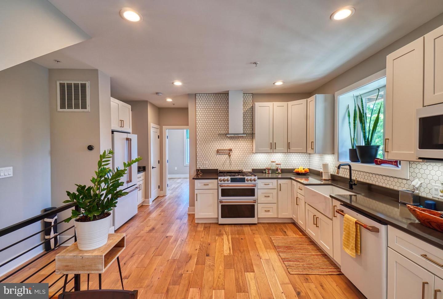 1201 WEST VIRGINIA AVE NE #1, WASHINGTON, District Of Columbia 20002, 3 Bedrooms Bedrooms, ,3 BathroomsBathrooms,Residential,For sale,1201 WEST VIRGINIA AVE NE #1,DCDC2246530 MLS # DCDC2246530