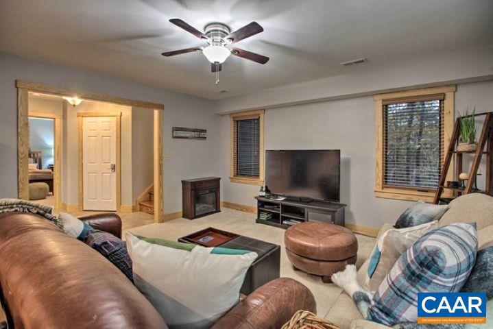 280 FAWN RIDGE DR, WINTERGREEN, Virginia 22967, 3 Bedrooms Bedrooms, ,2 BathroomsBathrooms,Residential,For sale,280 FAWN RIDGE DR,673363 MLS # 673363