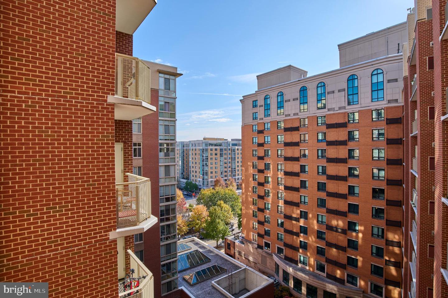 1000 NEW JERSEY AVE SE #1029, WASHINGTON, District Of Columbia 20003, 1 Bedroom Bedrooms, ,1 BathroomBathrooms,Residential,For sale,1000 NEW JERSEY AVE SE #1029,DCDC2246538 MLS # DCDC2246538