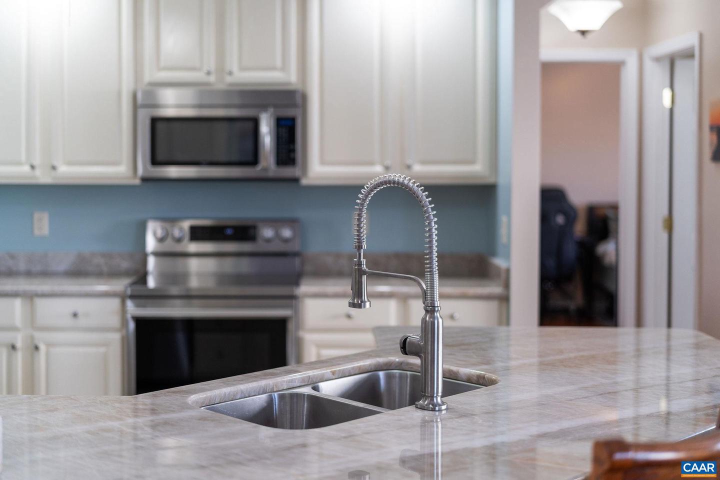 202 BARTLEY ST, DAYTON, Virginia 22821, 4 Bedrooms Bedrooms, ,2 BathroomsBathrooms,Residential,For sale,202 BARTLEY ST,673379 MLS # 673379