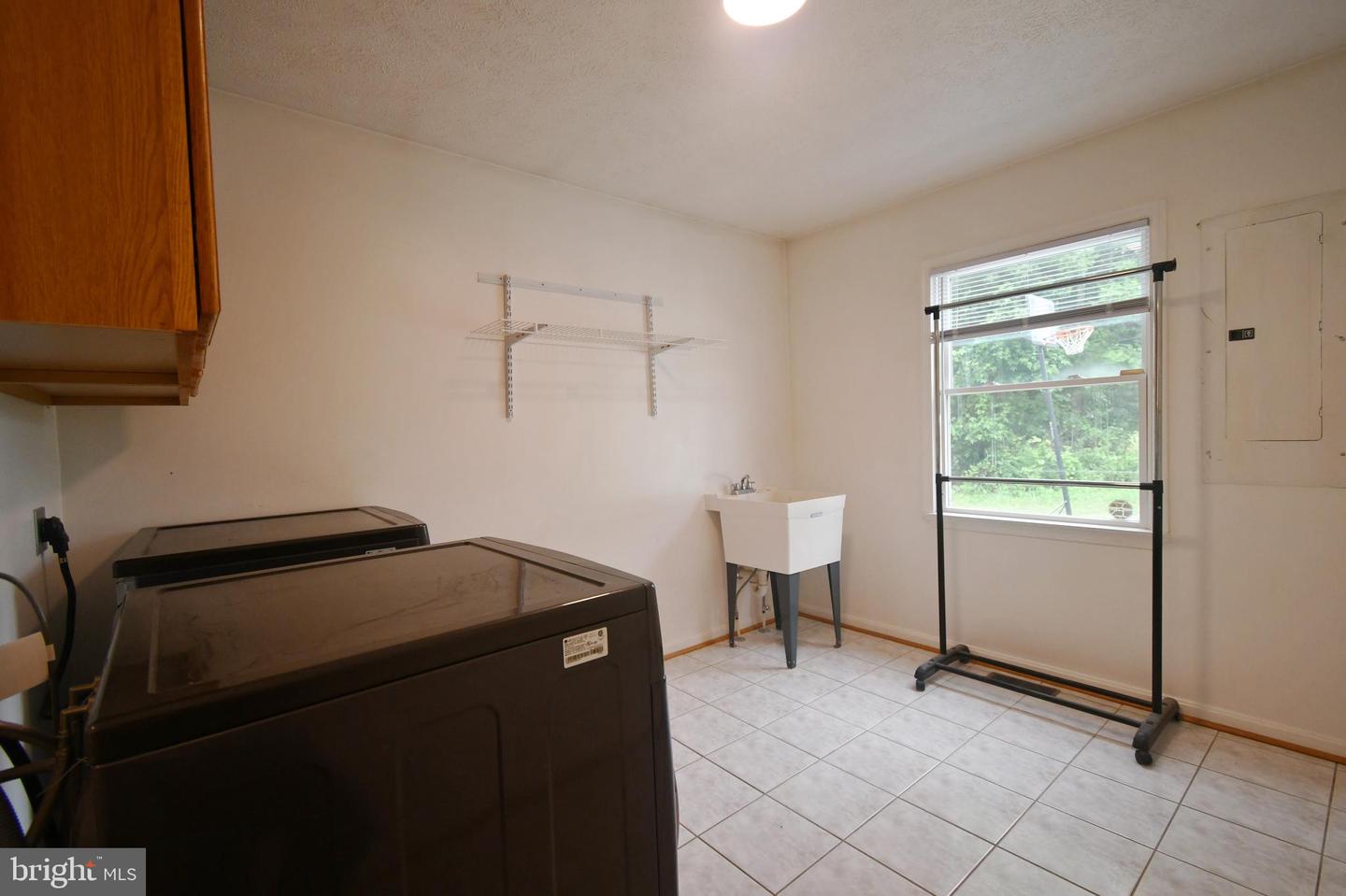 770 POPLAR RD, STAFFORD, Virginia 22556, 4 Bedrooms Bedrooms, ,2 BathroomsBathrooms,Residential,For sale,770 POPLAR RD,VAST2038588 MLS # VAST2038588