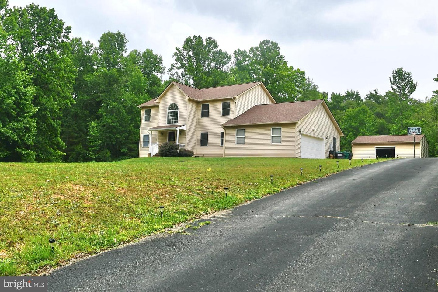 770 POPLAR RD, STAFFORD, Virginia 22556, 4 Bedrooms Bedrooms, ,2 BathroomsBathrooms,Residential,For sale,770 POPLAR RD,VAST2038588 MLS # VAST2038588