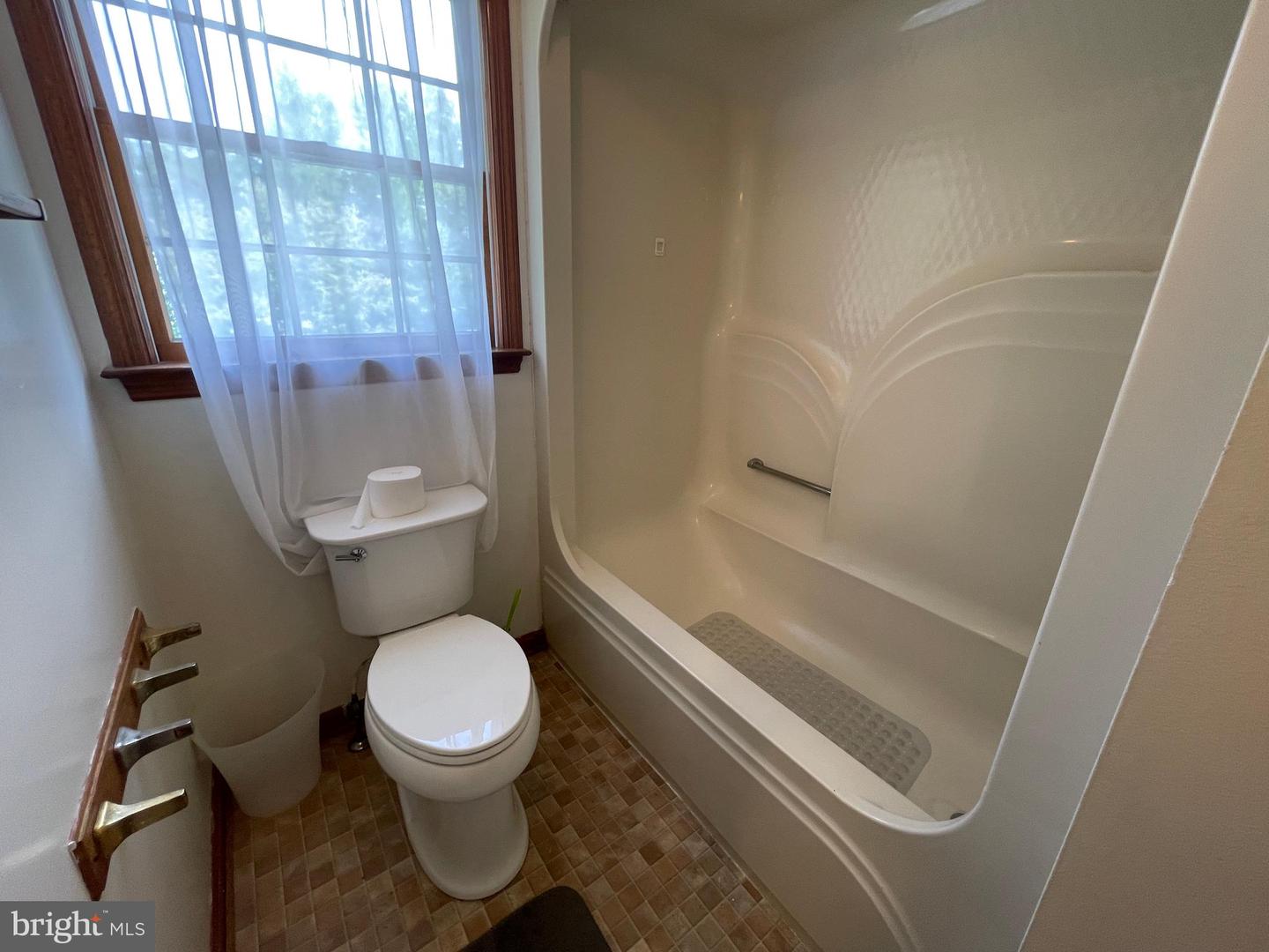 531 KELLOGG MILL RD, FREDERICKSBURG, Virginia 22406, 6 Bedrooms Bedrooms, ,4 BathroomsBathrooms,Residential,For sale,531 KELLOGG MILL RD,VAST2040812 MLS # VAST2040812