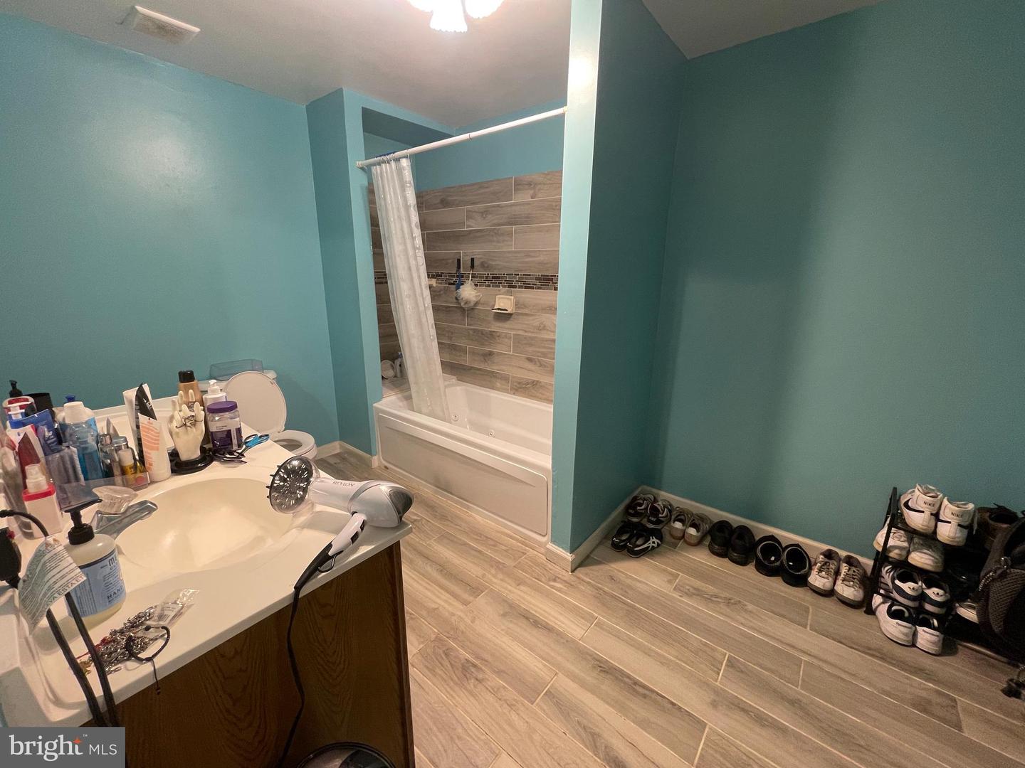 531 KELLOGG MILL RD, FREDERICKSBURG, Virginia 22406, 6 Bedrooms Bedrooms, ,4 BathroomsBathrooms,Residential,For sale,531 KELLOGG MILL RD,VAST2040812 MLS # VAST2040812