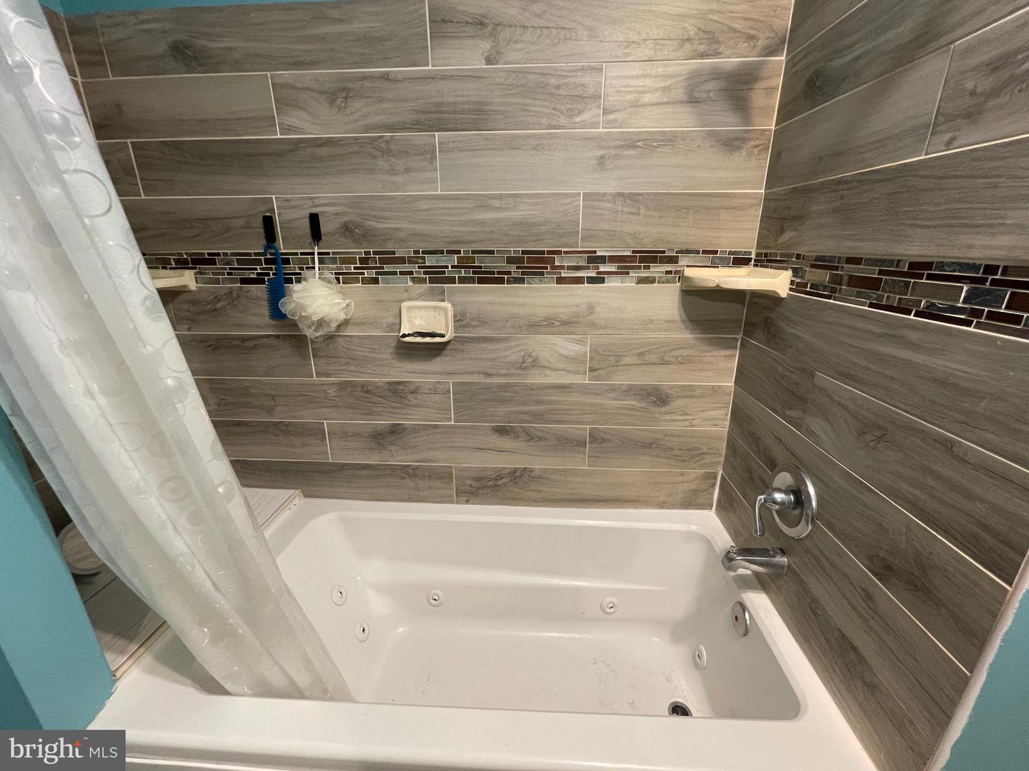 531 KELLOGG MILL RD, FREDERICKSBURG, Virginia 22406, 6 Bedrooms Bedrooms, ,4 BathroomsBathrooms,Residential,For sale,531 KELLOGG MILL RD,VAST2040812 MLS # VAST2040812