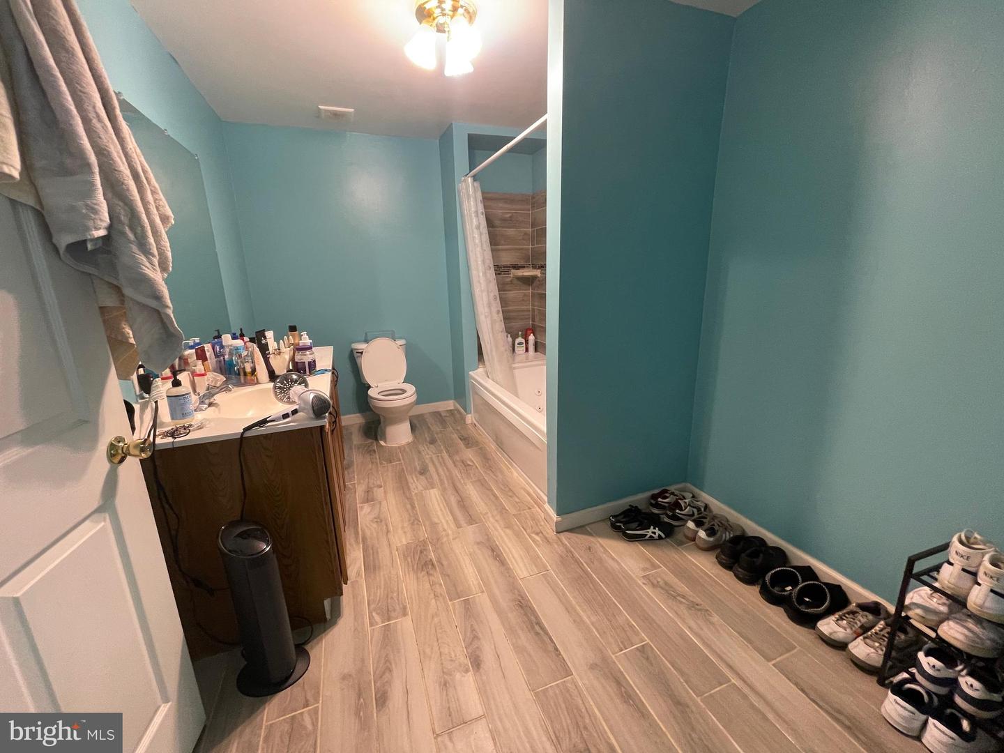 531 KELLOGG MILL RD, FREDERICKSBURG, Virginia 22406, 6 Bedrooms Bedrooms, ,4 BathroomsBathrooms,Residential,For sale,531 KELLOGG MILL RD,VAST2040812 MLS # VAST2040812