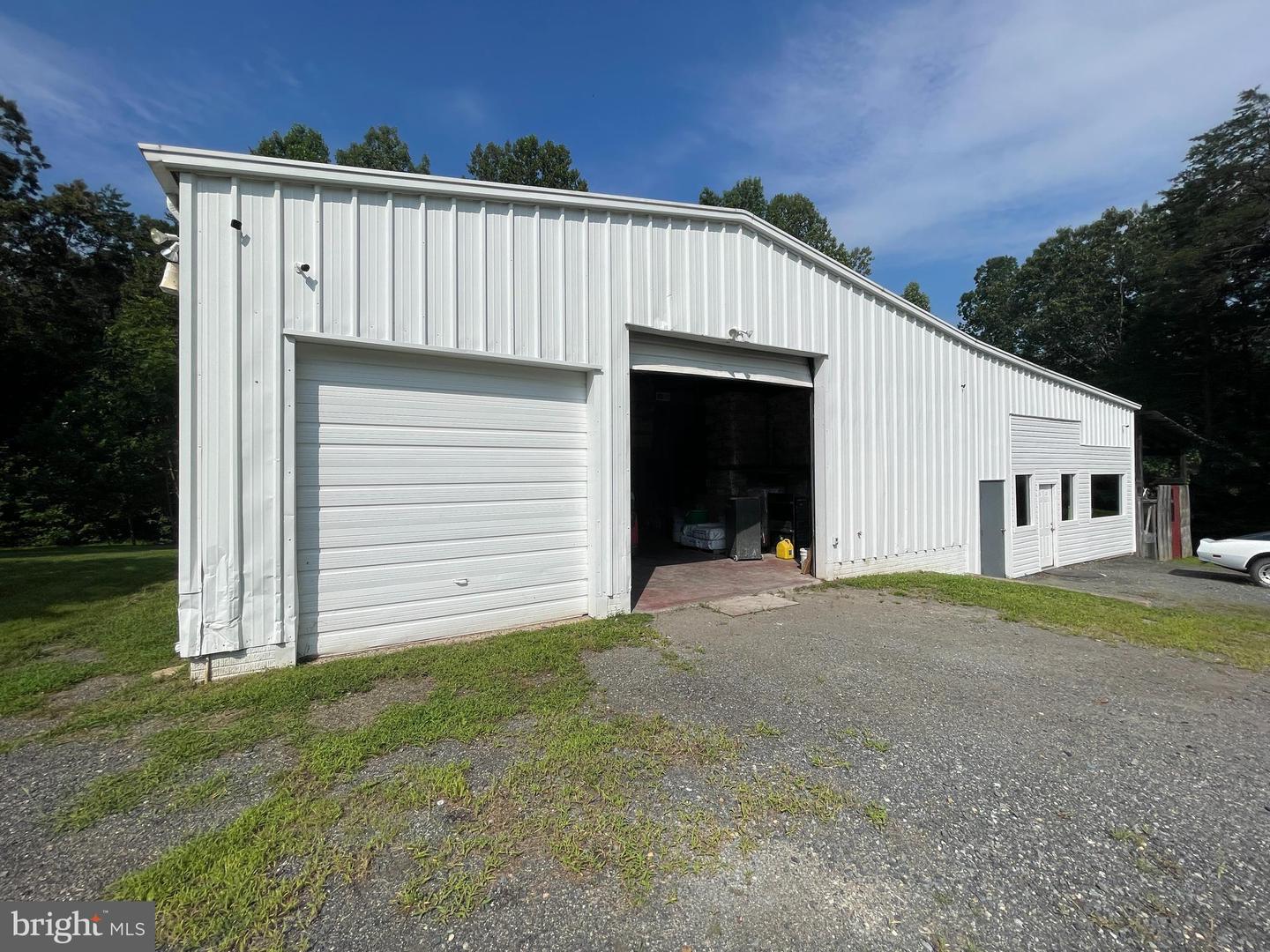 531 KELLOGG MILL RD, FREDERICKSBURG, Virginia 22406, 6 Bedrooms Bedrooms, ,4 BathroomsBathrooms,Residential,For sale,531 KELLOGG MILL RD,VAST2040812 MLS # VAST2040812