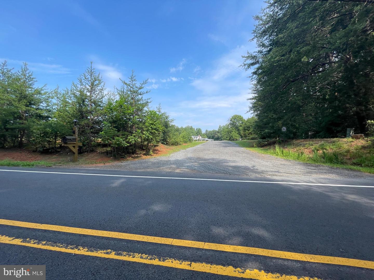 531 KELLOGG MILL RD, FREDERICKSBURG, Virginia 22406, 6 Bedrooms Bedrooms, ,4 BathroomsBathrooms,Residential,For sale,531 KELLOGG MILL RD,VAST2040812 MLS # VAST2040812