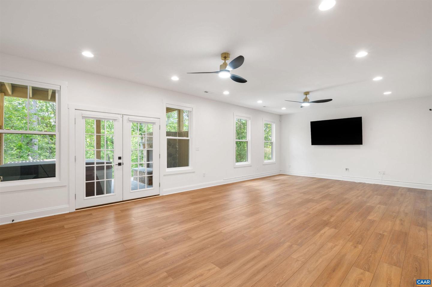 329 CARRSBROOK DR, CHARLOTTESVILLE, Virginia 22901, 5 Bedrooms Bedrooms, ,4 BathroomsBathrooms,Residential,For sale,329 CARRSBROOK DR,668493 MLS # 668493