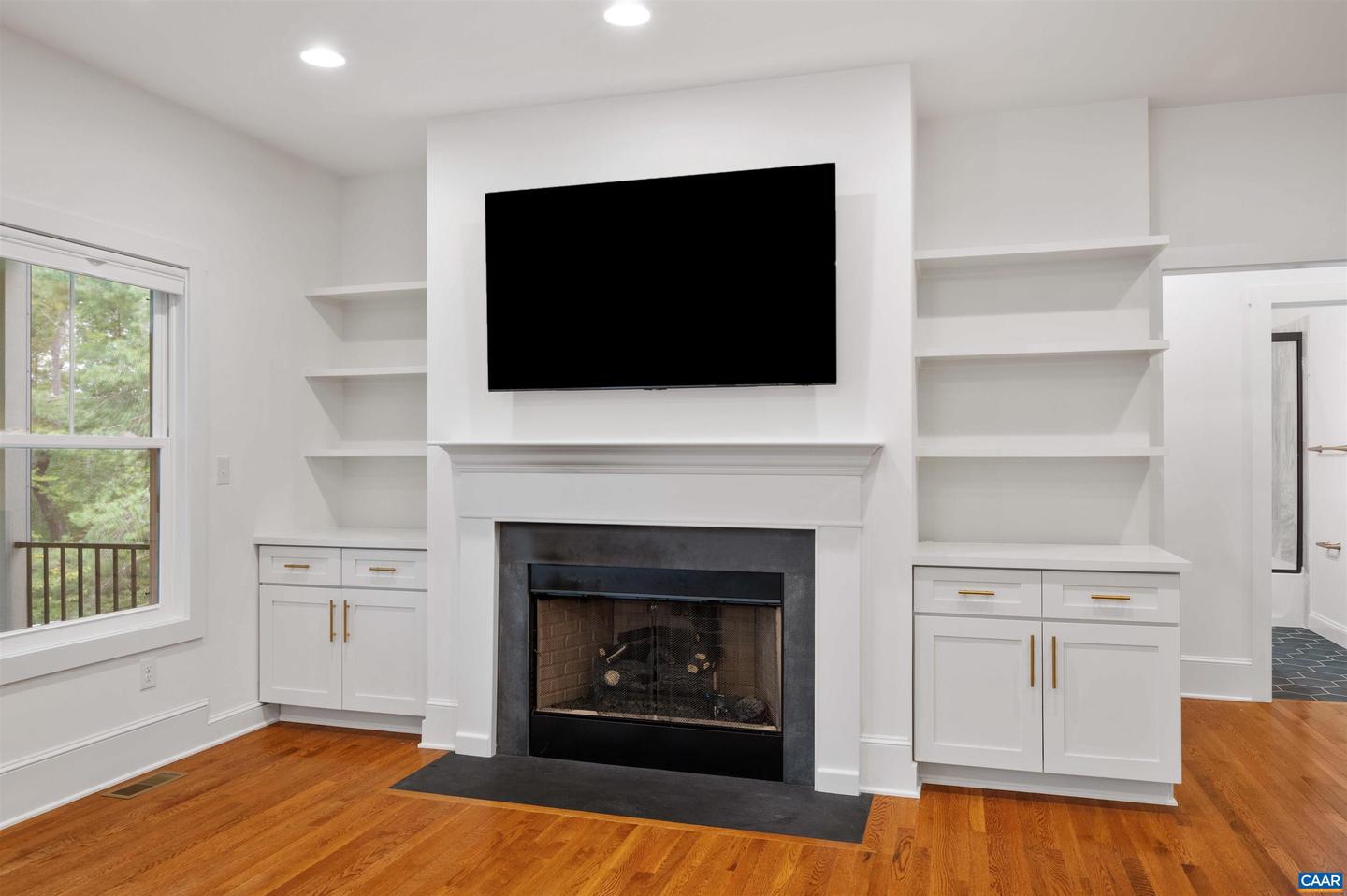 329 CARRSBROOK DR, CHARLOTTESVILLE, Virginia 22901, 5 Bedrooms Bedrooms, ,4 BathroomsBathrooms,Residential,For sale,329 CARRSBROOK DR,668493 MLS # 668493