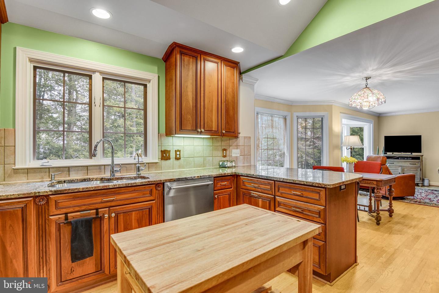 10822 MOUNT VINEYARD CT, FAIRFAX, Virginia 22032, 4 Bedrooms Bedrooms, ,3 BathroomsBathrooms,Residential,For sale,10822 MOUNT VINEYARD CT,VAFX2264630 MLS # VAFX2264630 10822 MOUNT VINEYARD CT, FAIRFAX, Virginia 22032, 4 Bedrooms Bedrooms, ,3 BathroomsBathrooms,Residential,For sale,10822 MOUNT VINEYARD CT,VAFX2264630 MLS # VAFX2264630