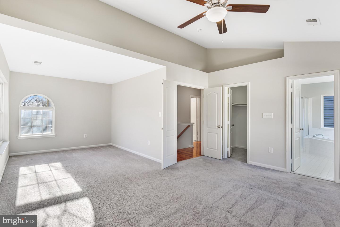 14615 CROWN HOLLOW CT, GAINESVILLE, Virginia 20155, 4 Bedrooms Bedrooms, ,3 BathroomsBathrooms,Residential,For sale,14615 CROWN HOLLOW CT,VAPW2106862 MLS # VAPW2106862