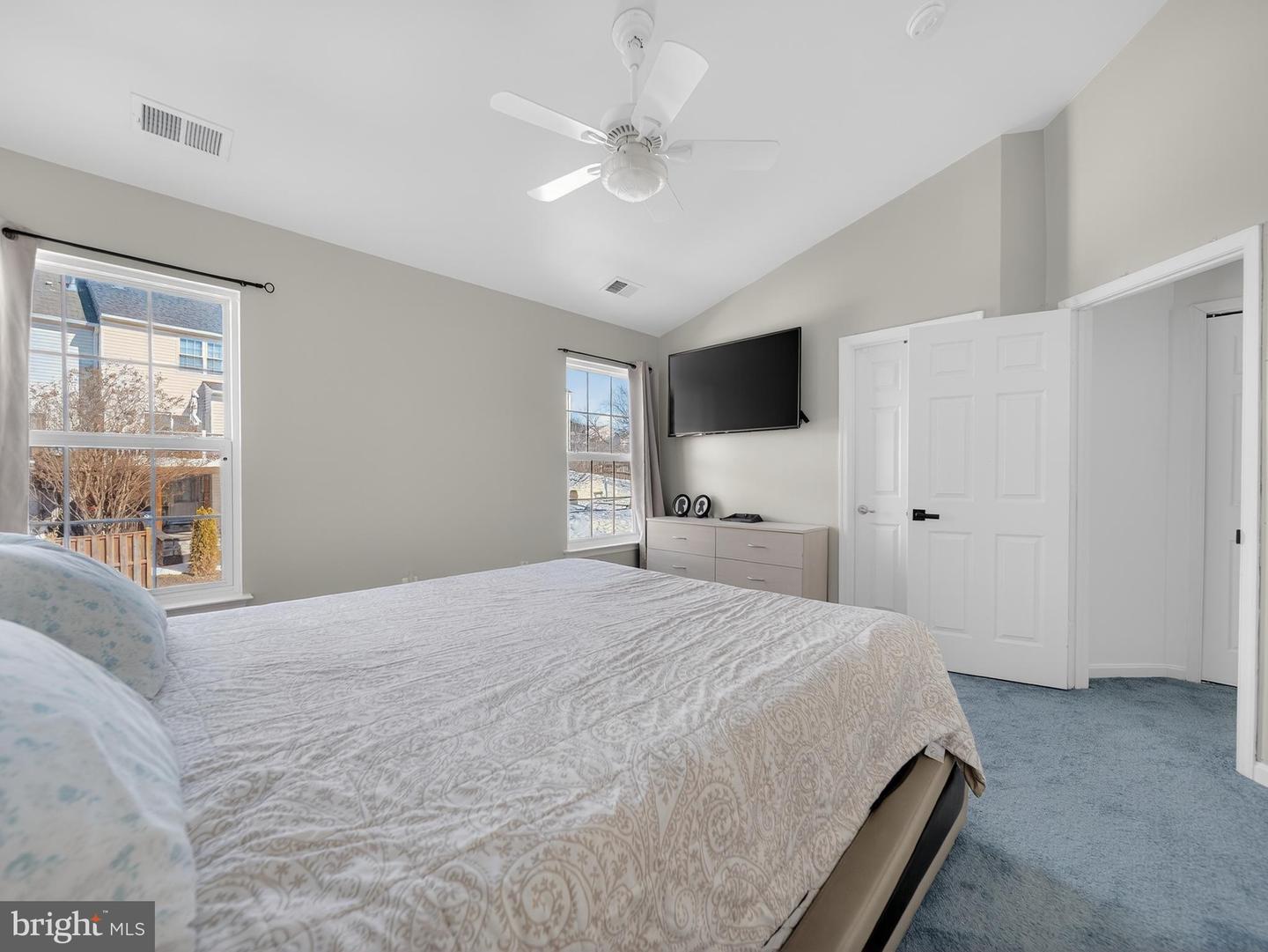 564 SPARKLEBERRY TER NE, LEESBURG, Virginia 20176, 3 Bedrooms Bedrooms, ,3 BathroomsBathrooms,Residential,For sale,564 SPARKLEBERRY TER NE,VALO2110426 MLS # VALO2110426