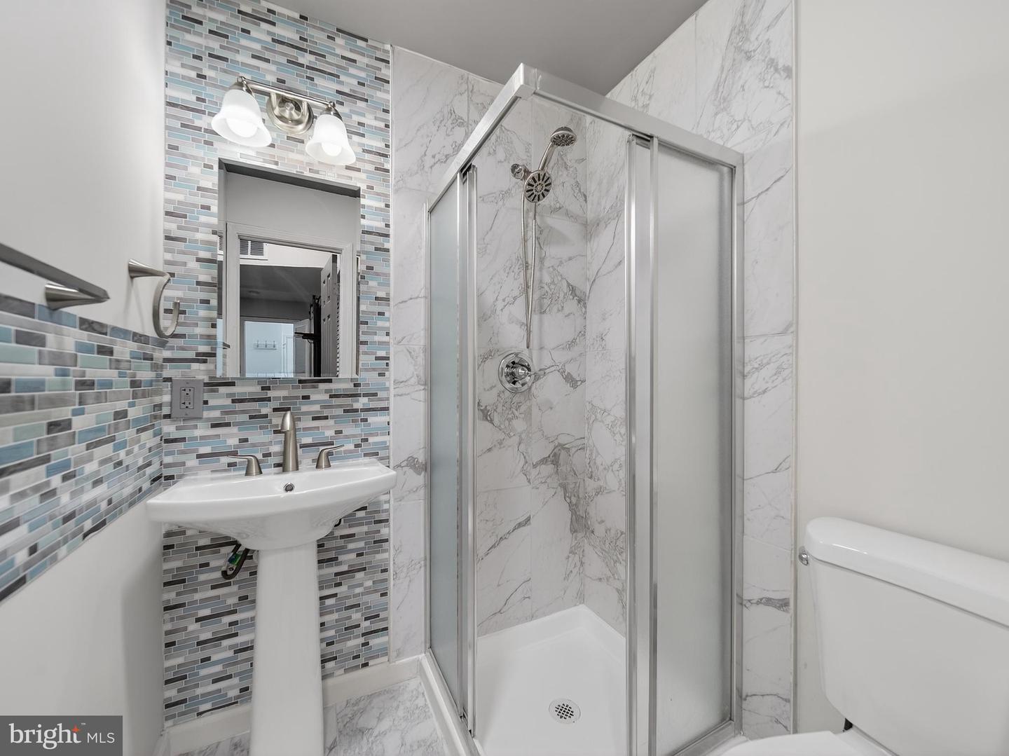 564 SPARKLEBERRY TER NE, LEESBURG, Virginia 20176, 3 Bedrooms Bedrooms, ,3 BathroomsBathrooms,Residential,For sale,564 SPARKLEBERRY TER NE,VALO2110426 MLS # VALO2110426